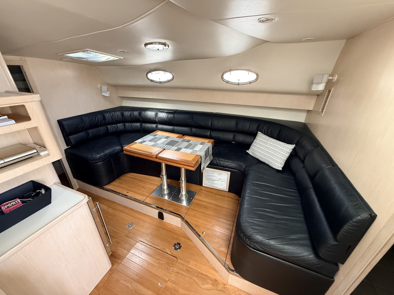 1995 Tiara Yachts 4000 Express - Photo 43