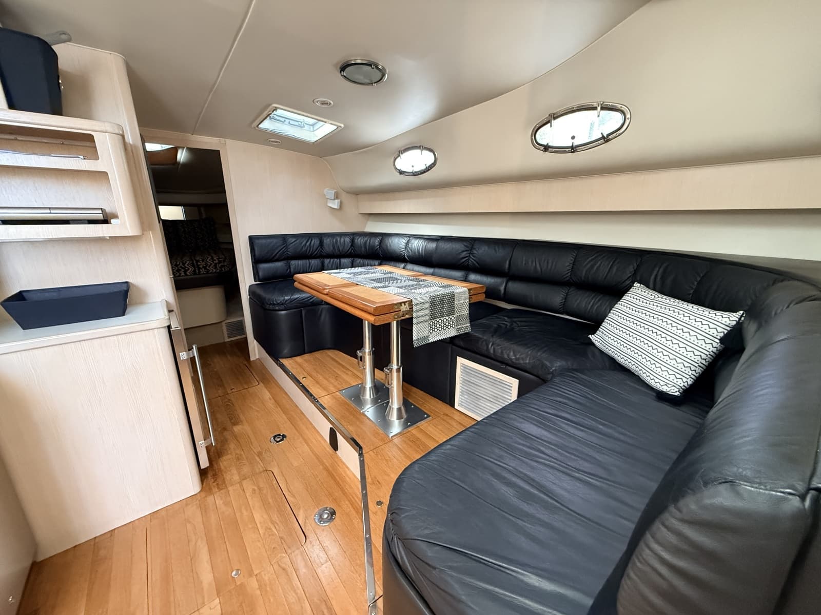 1995 Tiara Yachts 4000 Express - Photo 50