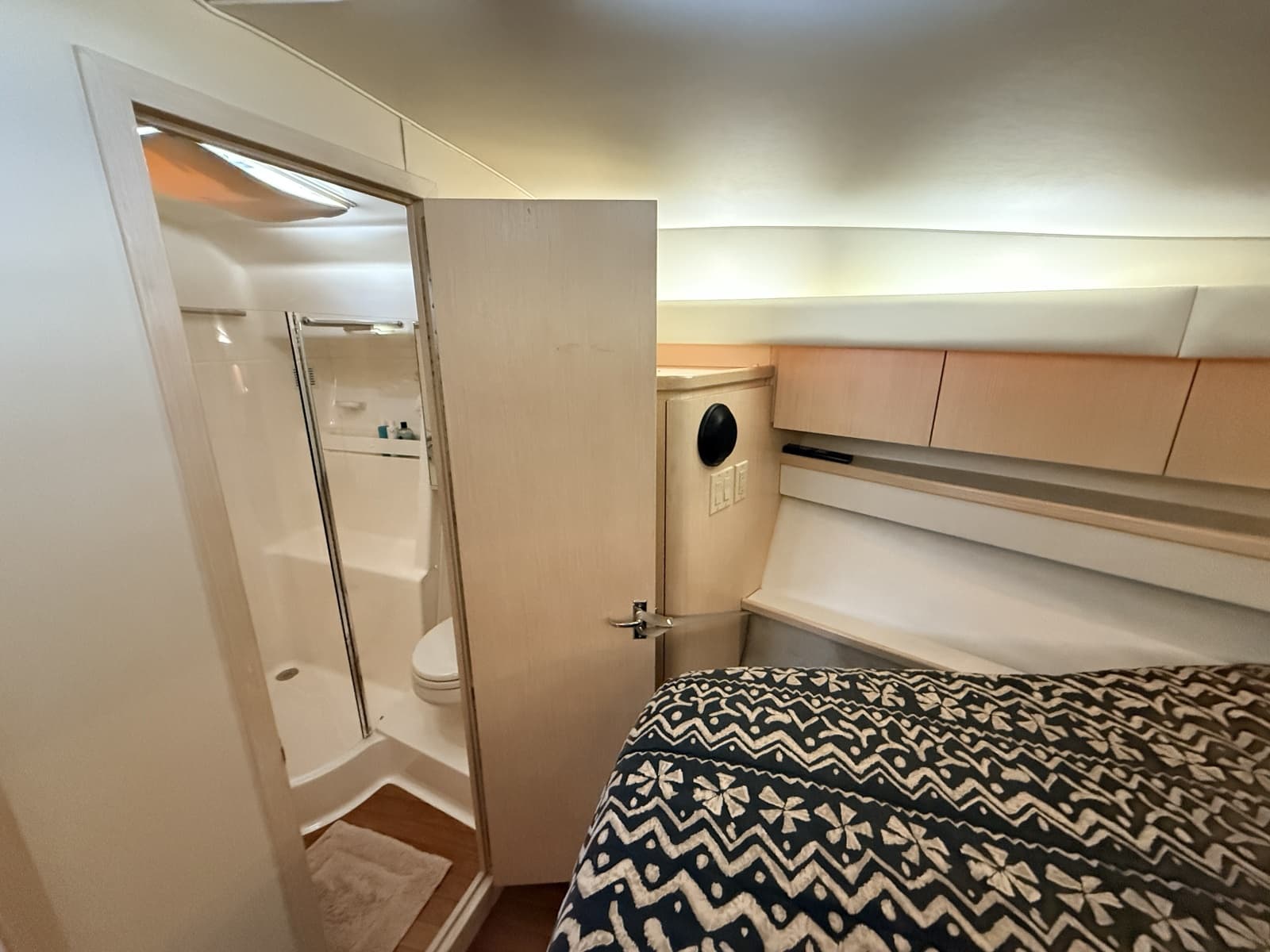 1995 Tiara Yachts 4000 Express - Photo 34