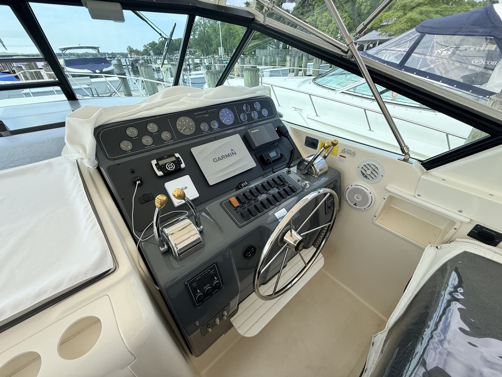 1995 Tiara Yachts 4000 Express - Photo 27