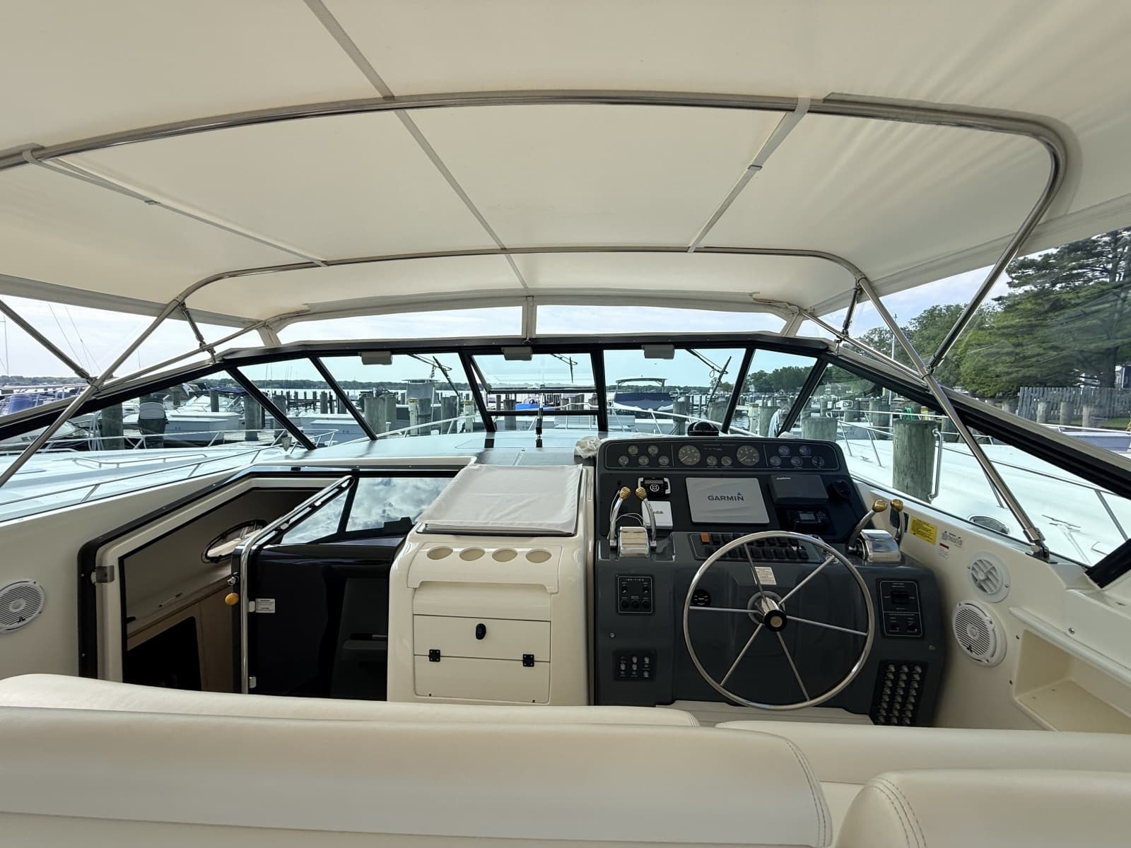 1995 Tiara Yachts 4000 Express - Photo 16