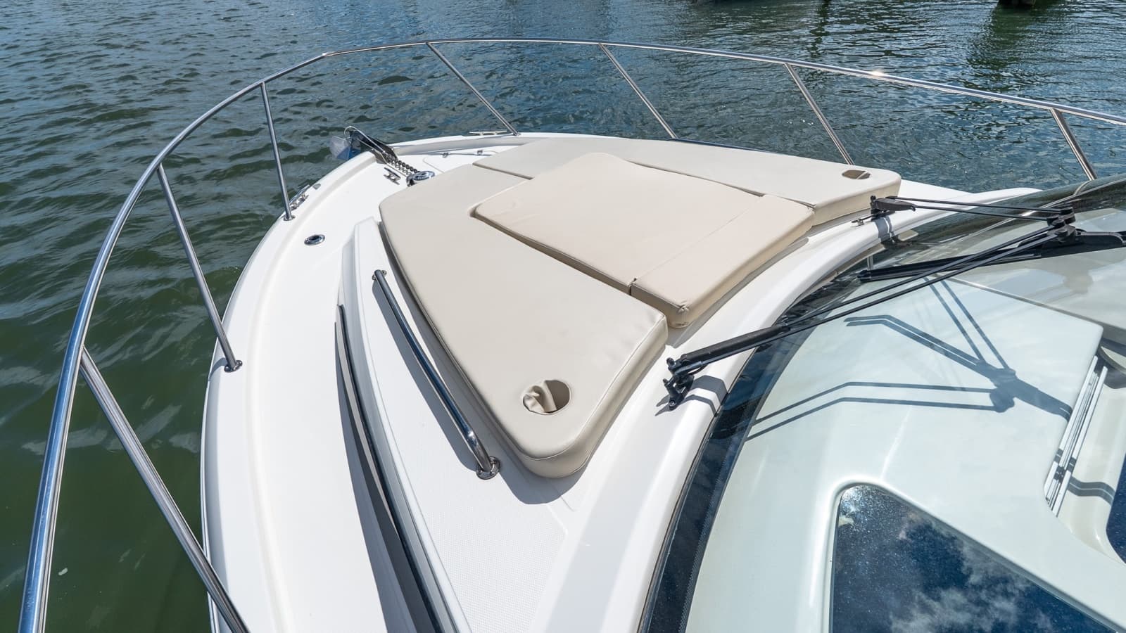 2020 Boston Whaler 325 Conquest - Photo 54