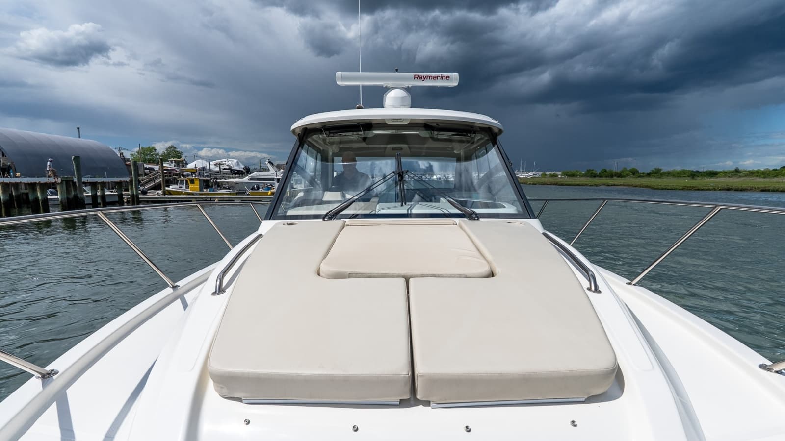 2020 Boston Whaler 325 Conquest - Photo 52