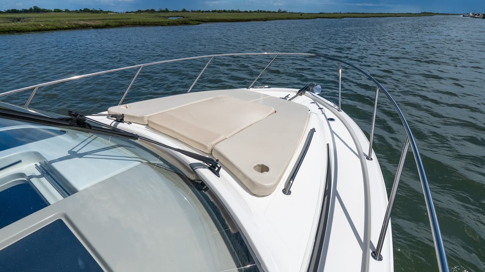 2020 Boston Whaler 325 Conquest - Photo 53