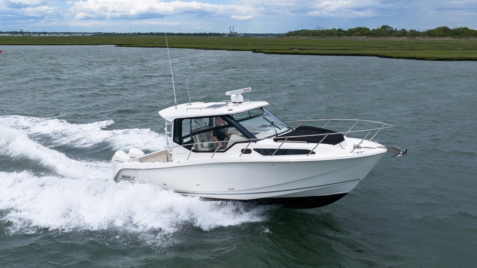 2020 Boston Whaler 325 Conquest - Photo 4