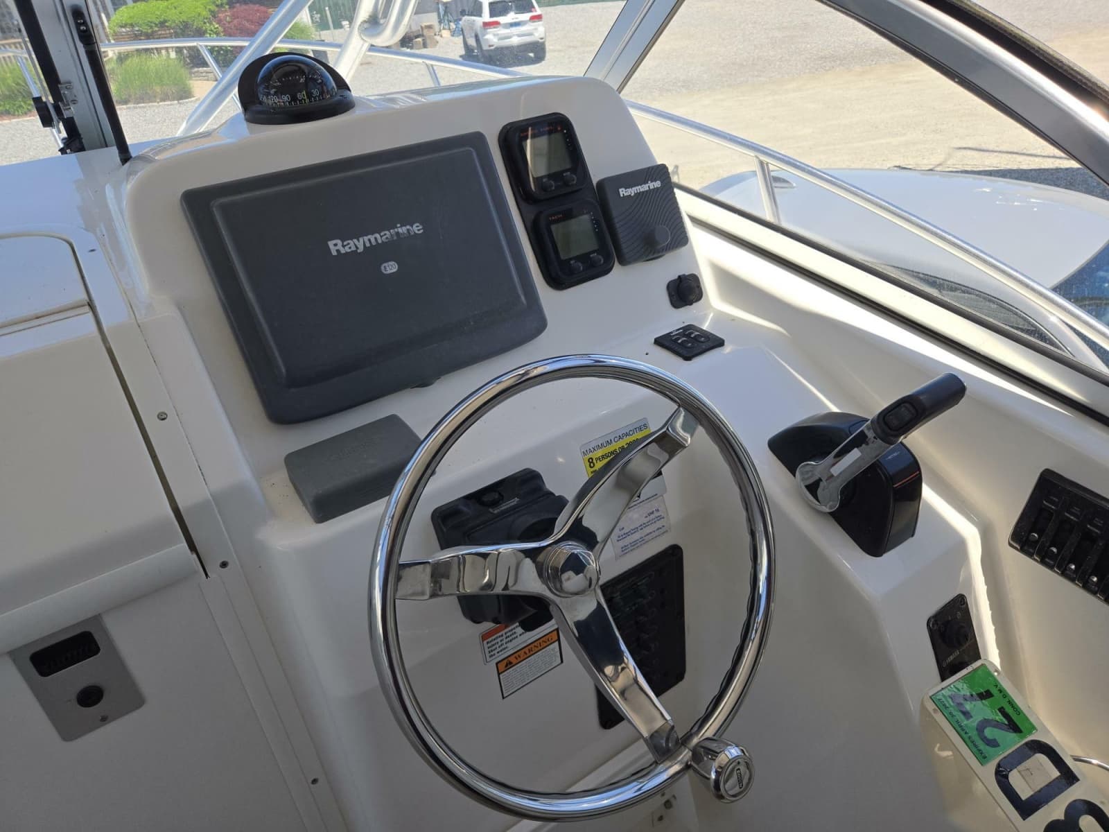 2009 Century 2400 Walkaround - Photo 4