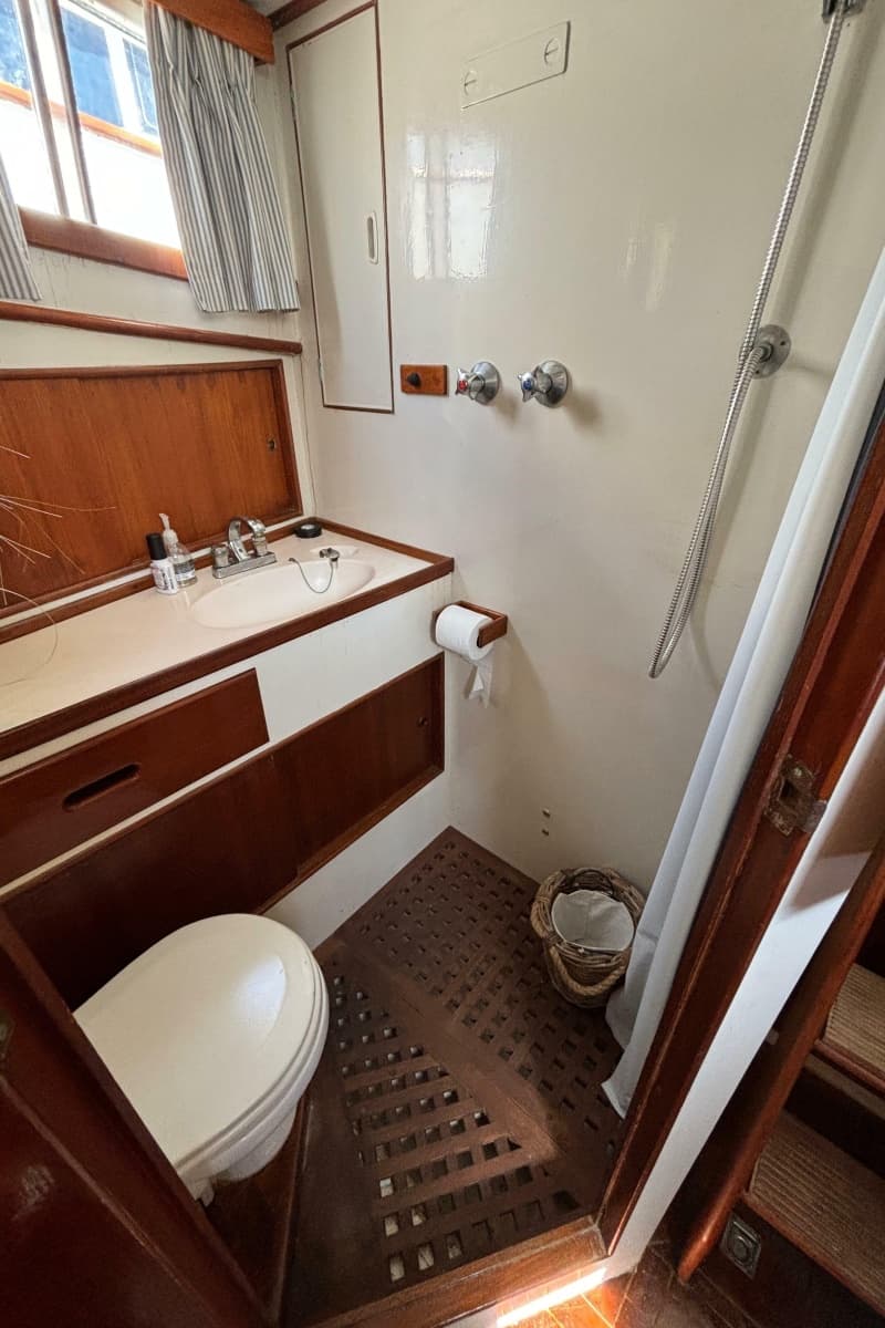 1978 Grand Banks 42 Classic - Photo 43
