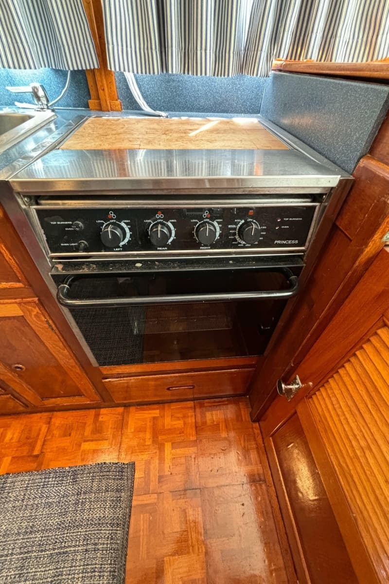 1978 Grand Banks 42 Classic - Photo 27