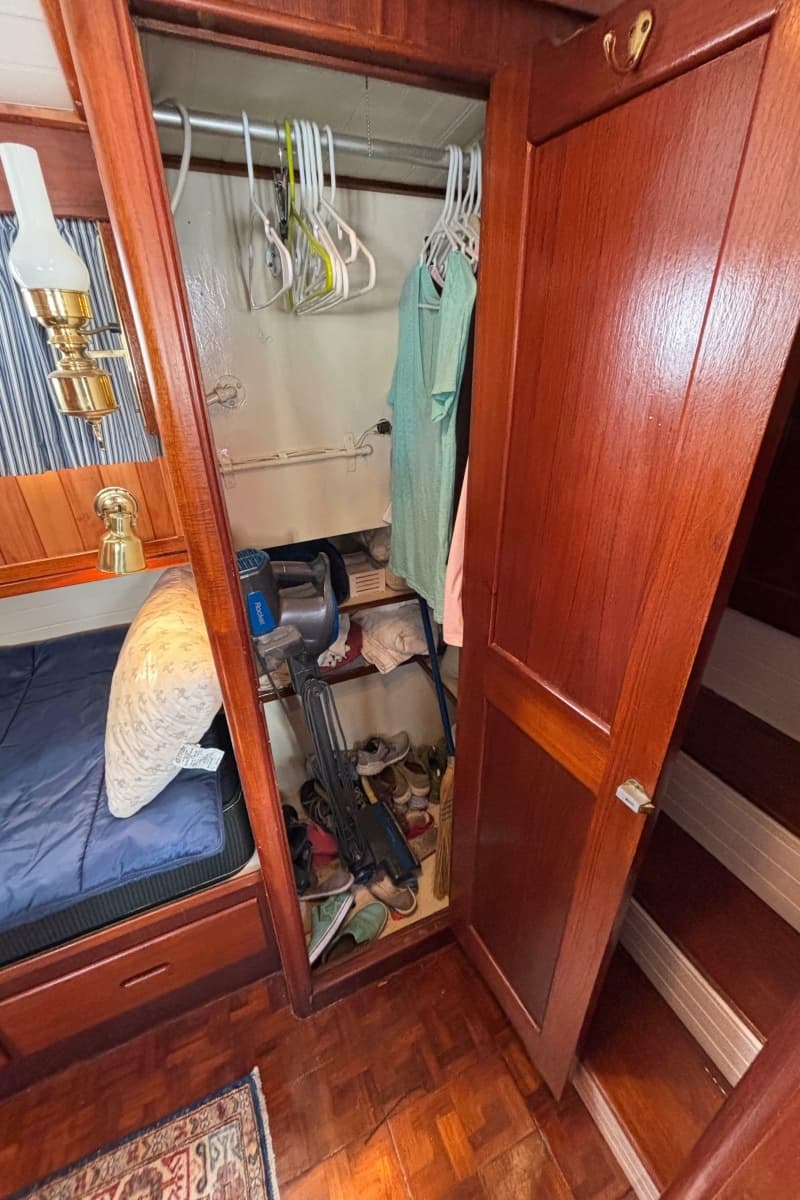 1978 Grand Banks 42 Classic - Photo 41