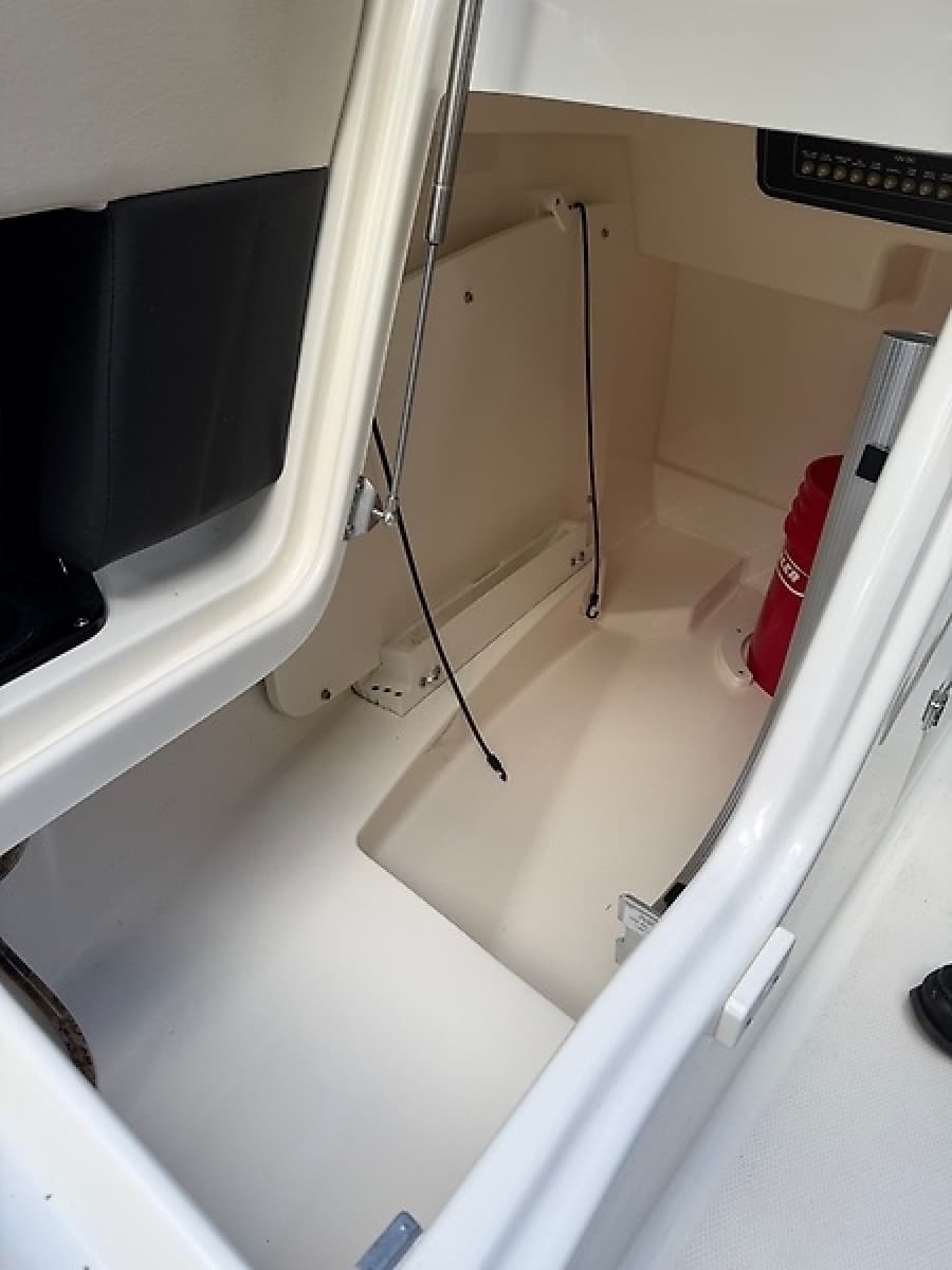 2020 Boston Whaler Vantage 230 - Photo 16