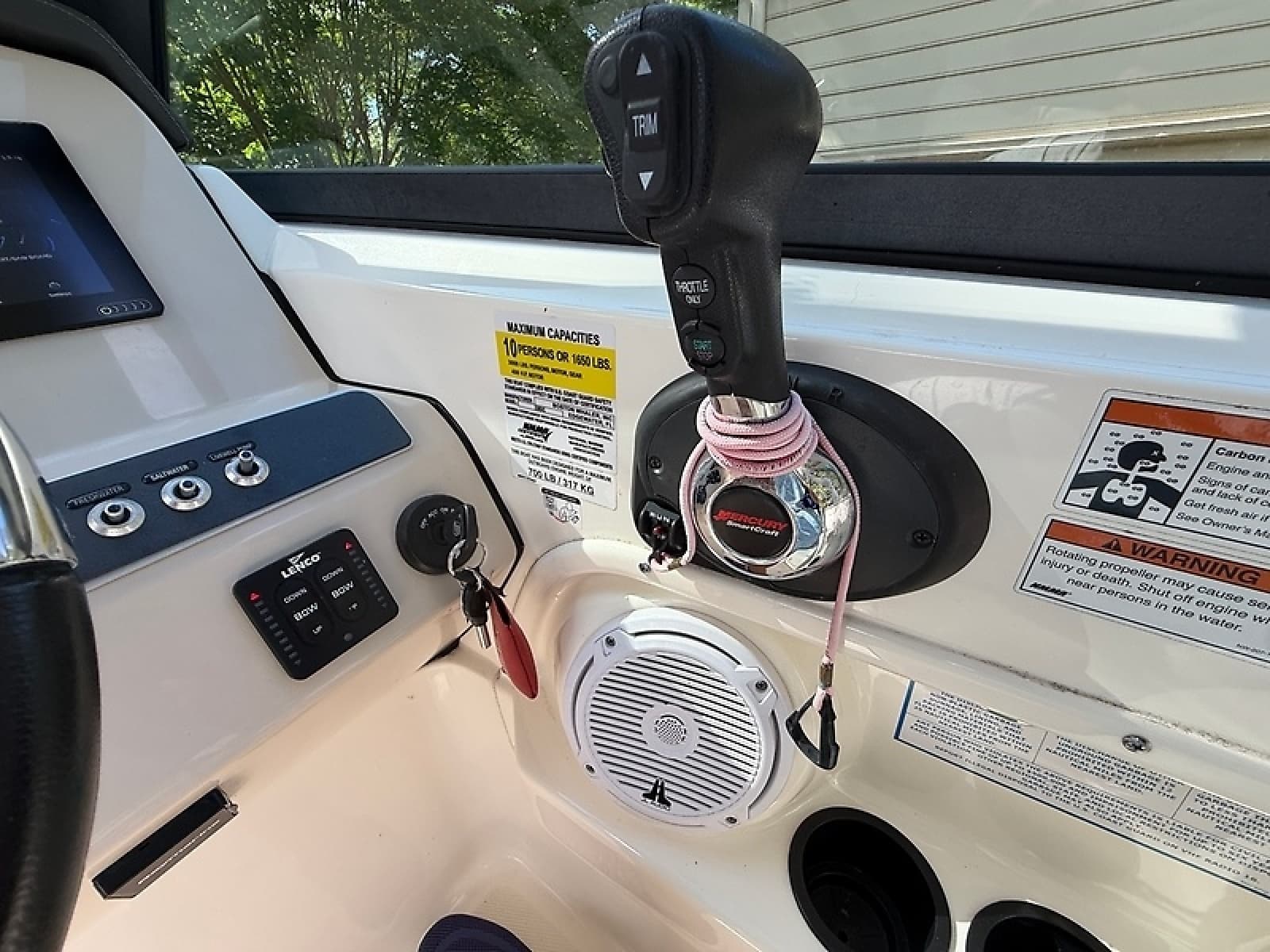 2020 Boston Whaler Vantage 230 - Photo 29