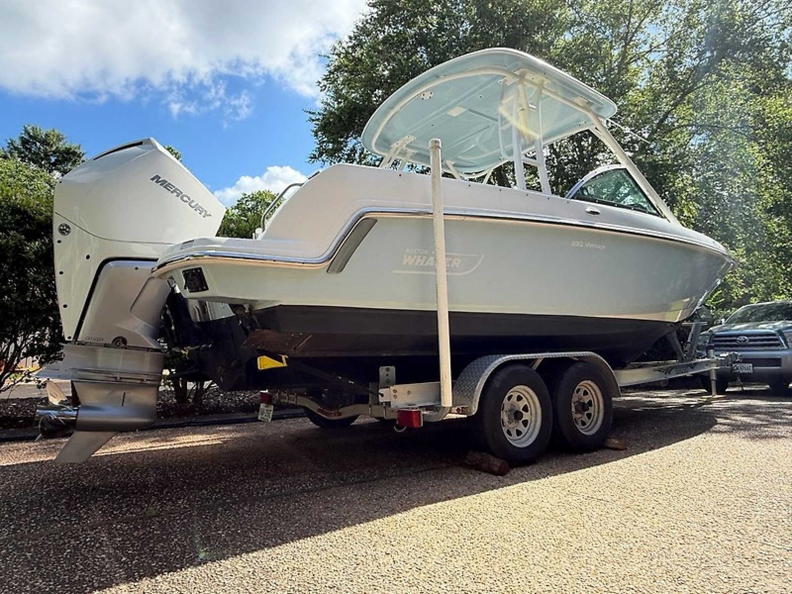 2020 Boston Whaler Vantage 230 - Photo 1