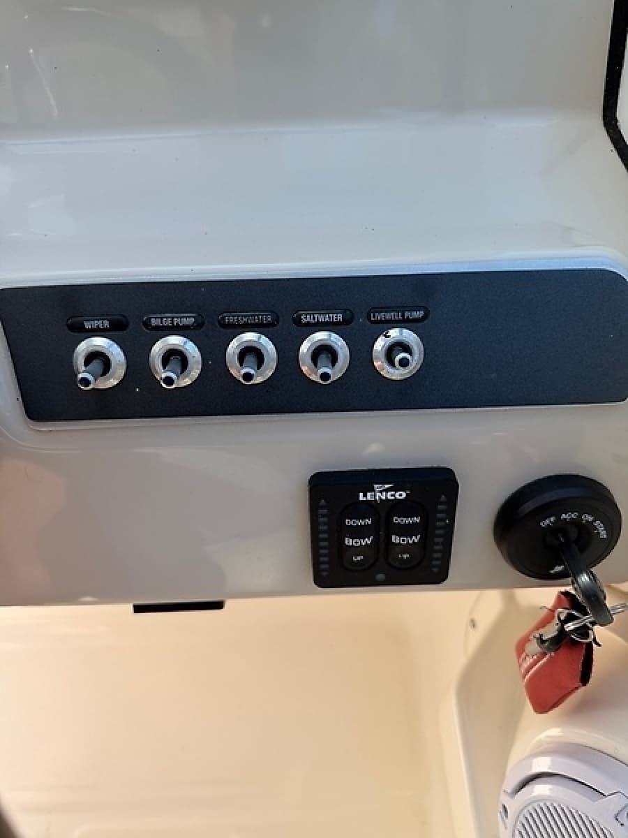 2020 Boston Whaler Vantage 230 - Photo 34
