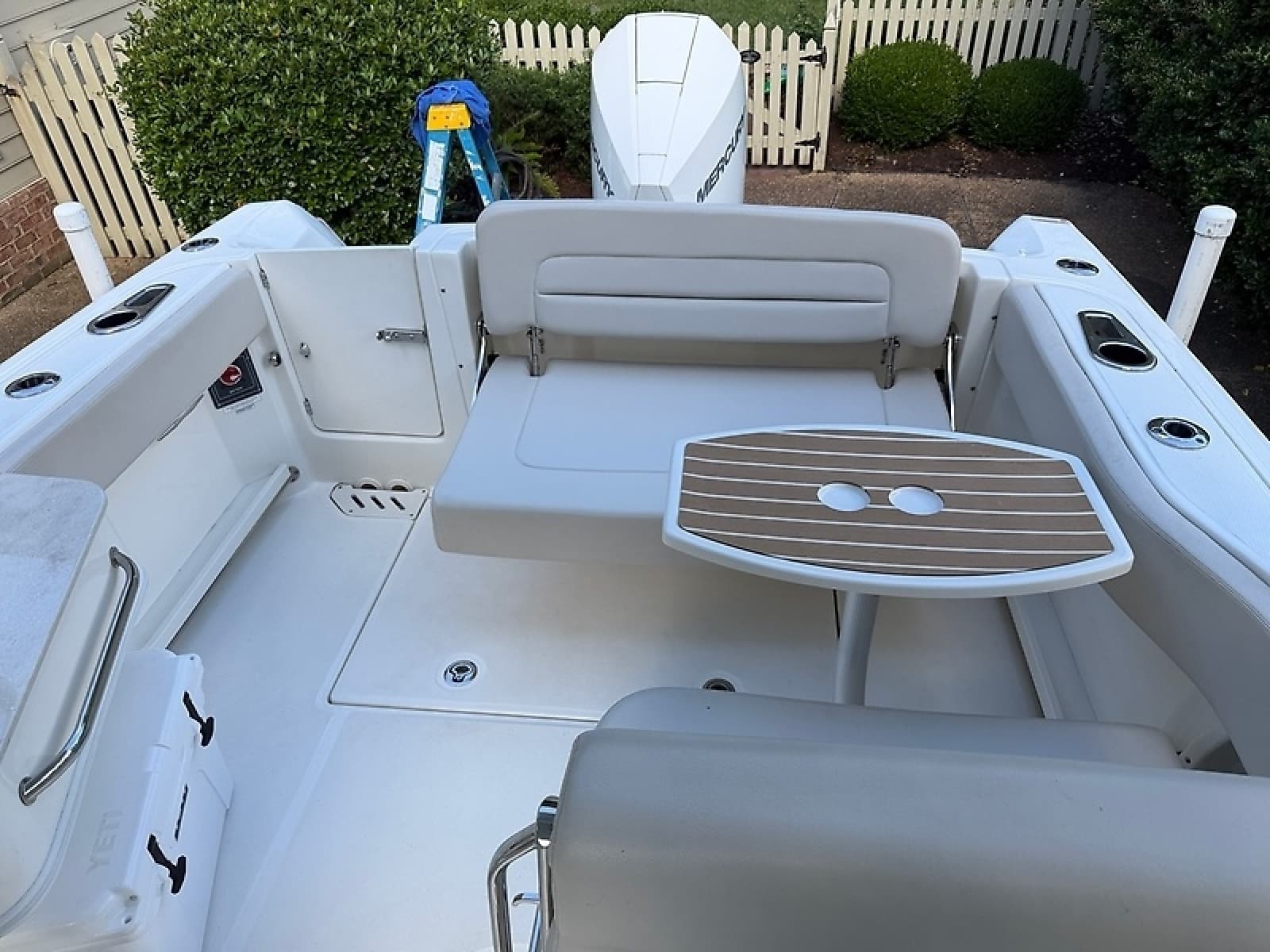 2020 Boston Whaler Vantage 230 - Photo 19