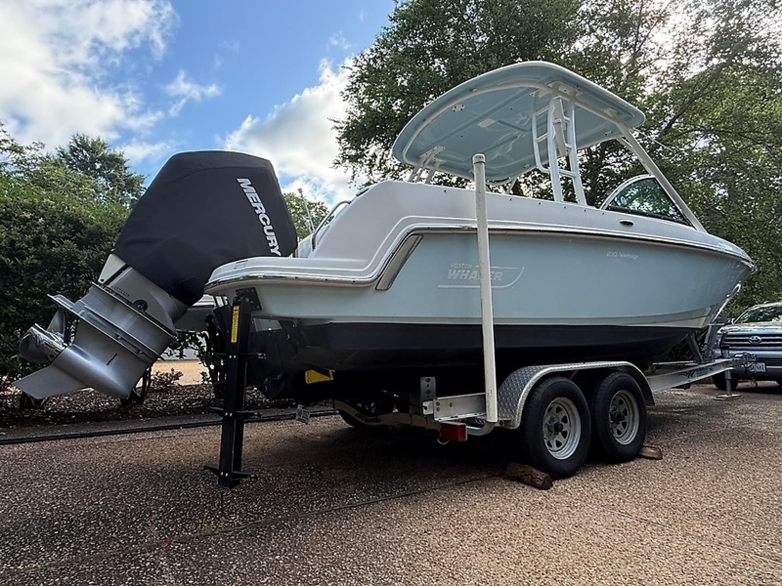 2020 Boston Whaler Vantage 230 - Photo 4