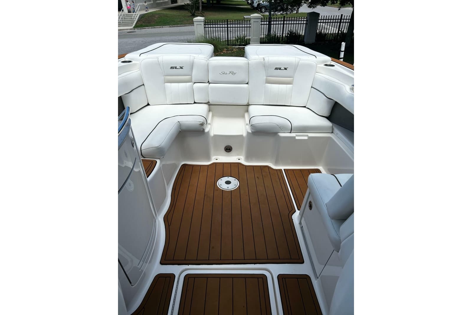 2008 Sea Ray 270 Sundeck - Photo 15