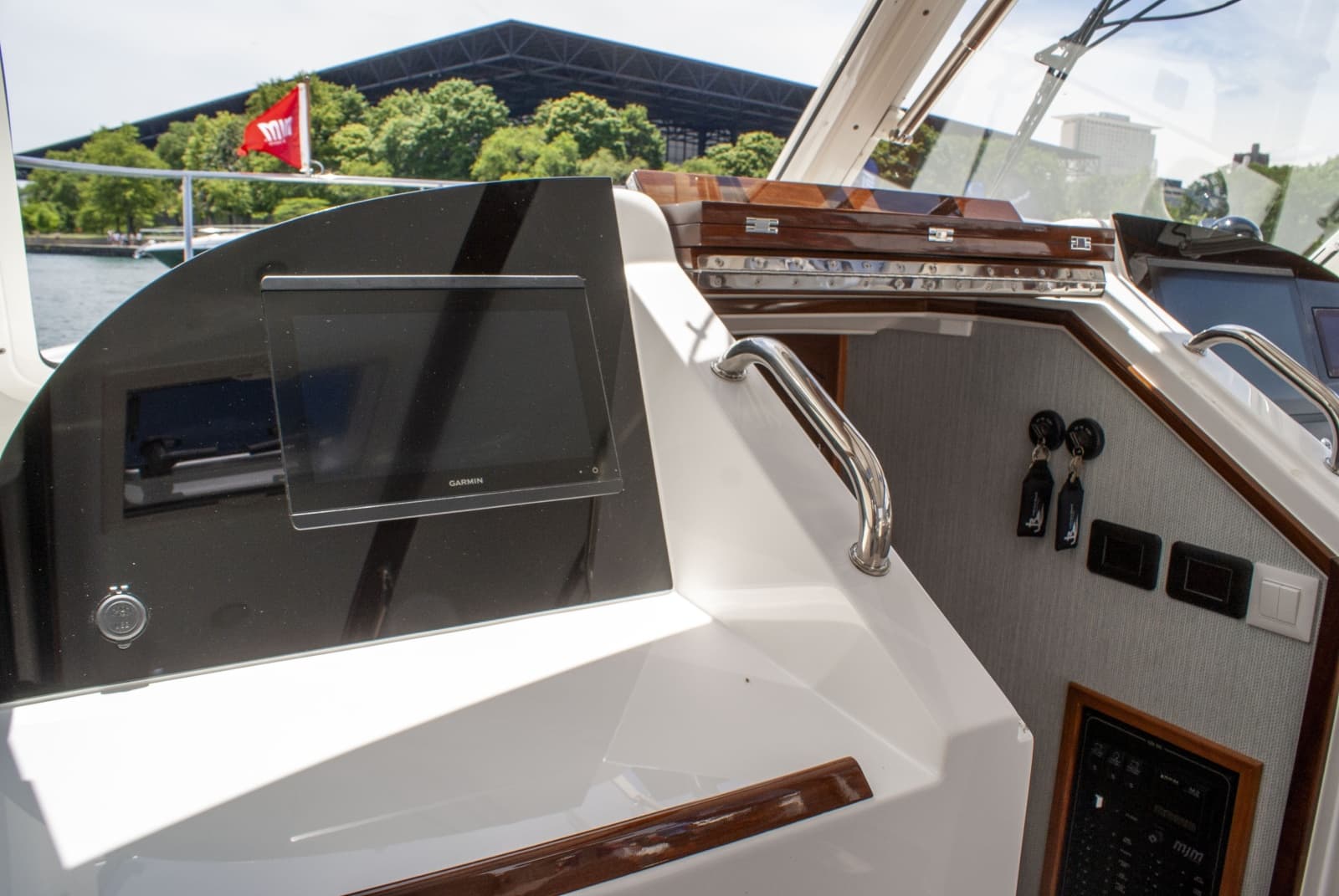 2027 MJM 38R - Photo 16