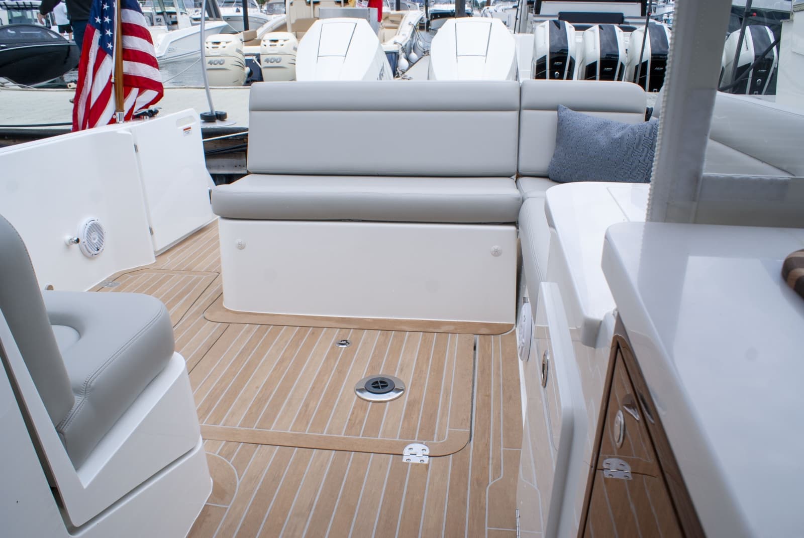 2027 MJM 38R - Photo 6