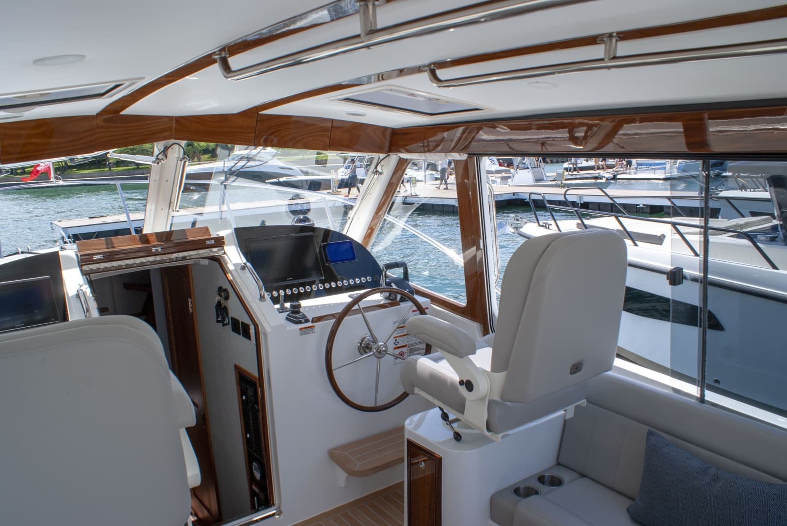 2027 MJM 38R - Photo 11