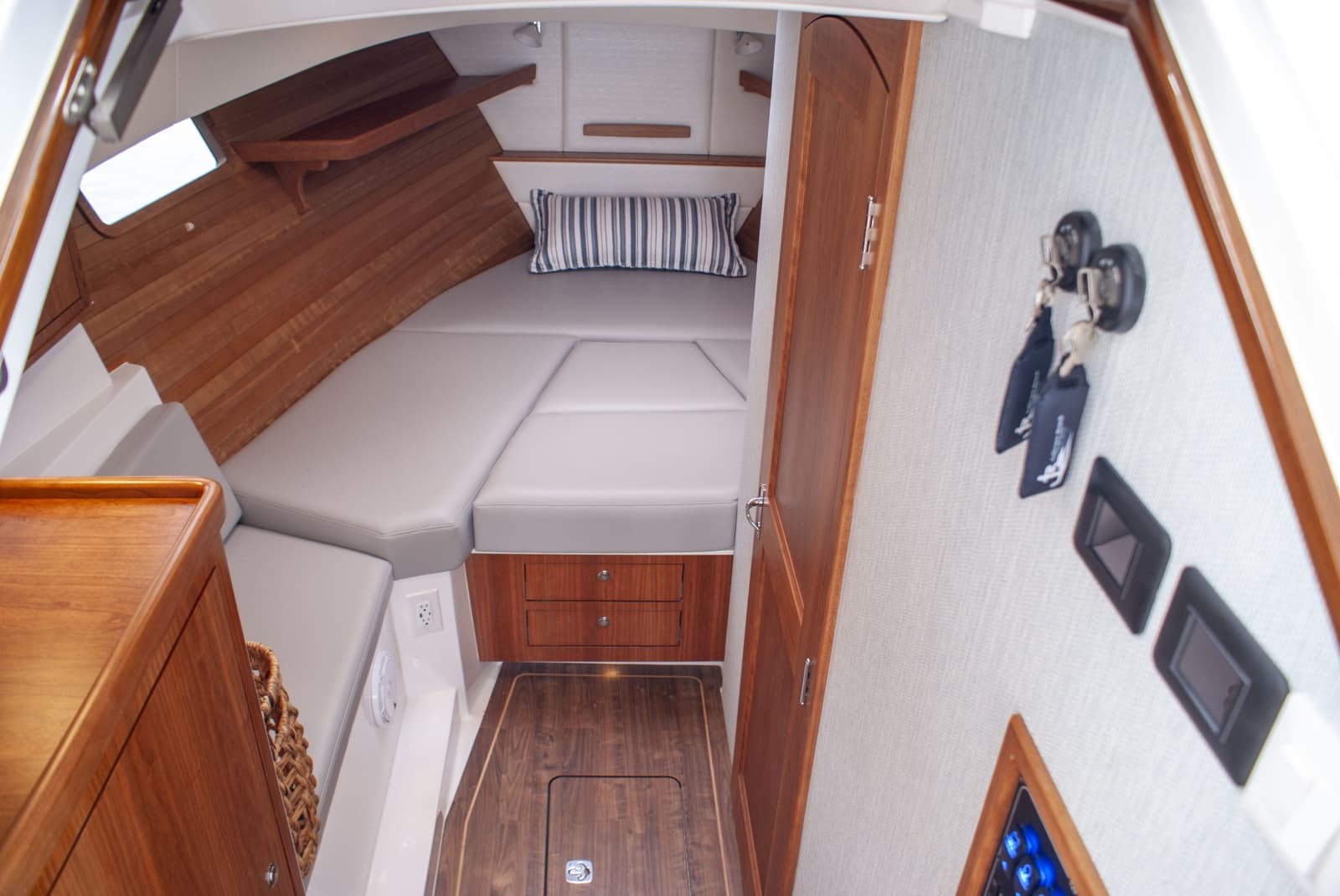 2027 MJM 38R - Photo 17