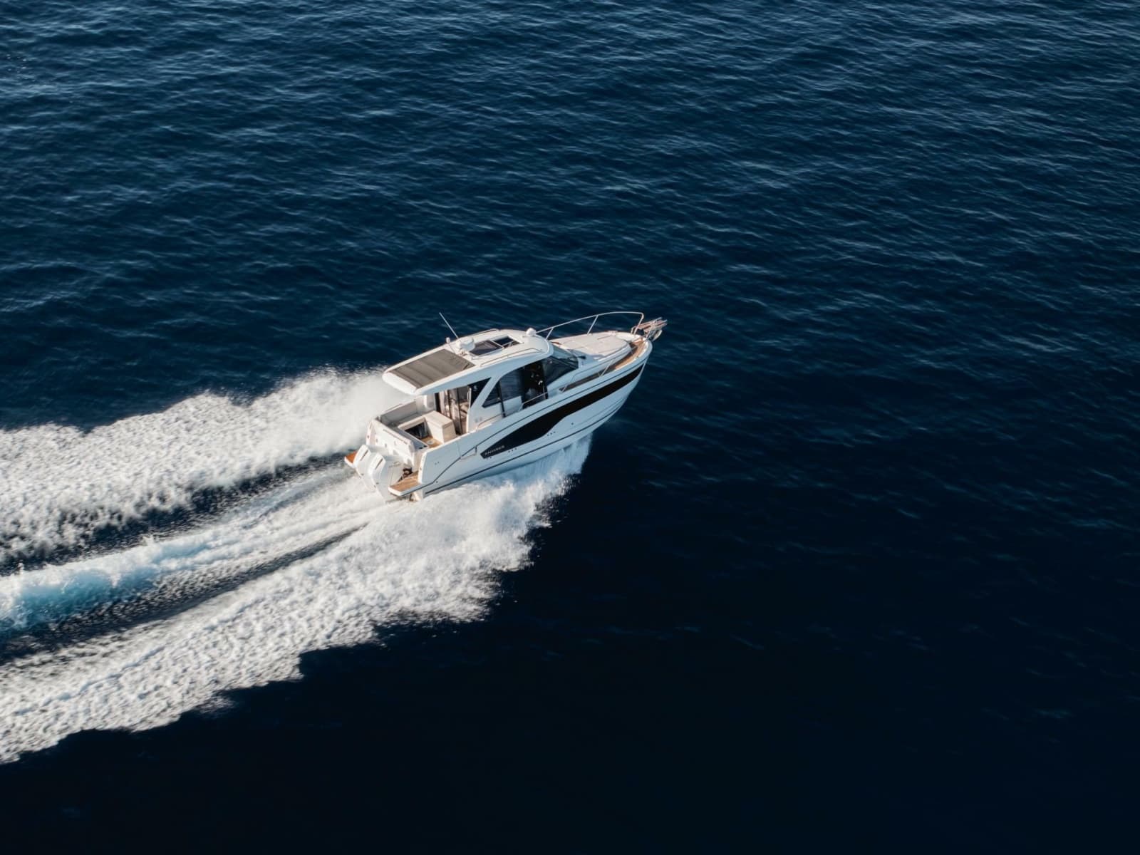 2027 Beneteau Antares 9 - Photo 26