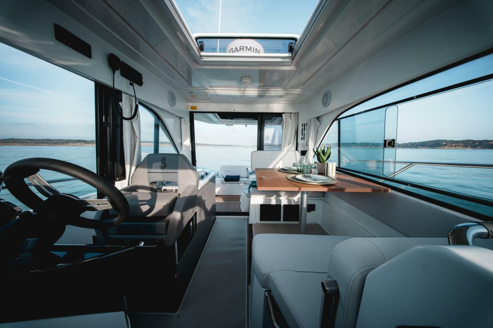 2027 Beneteau Antares 9 - Photo 3