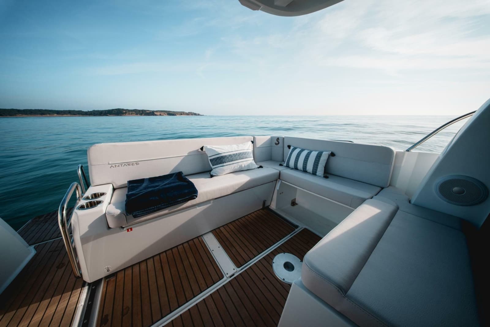 2027 Beneteau Antares 9 - Photo 15