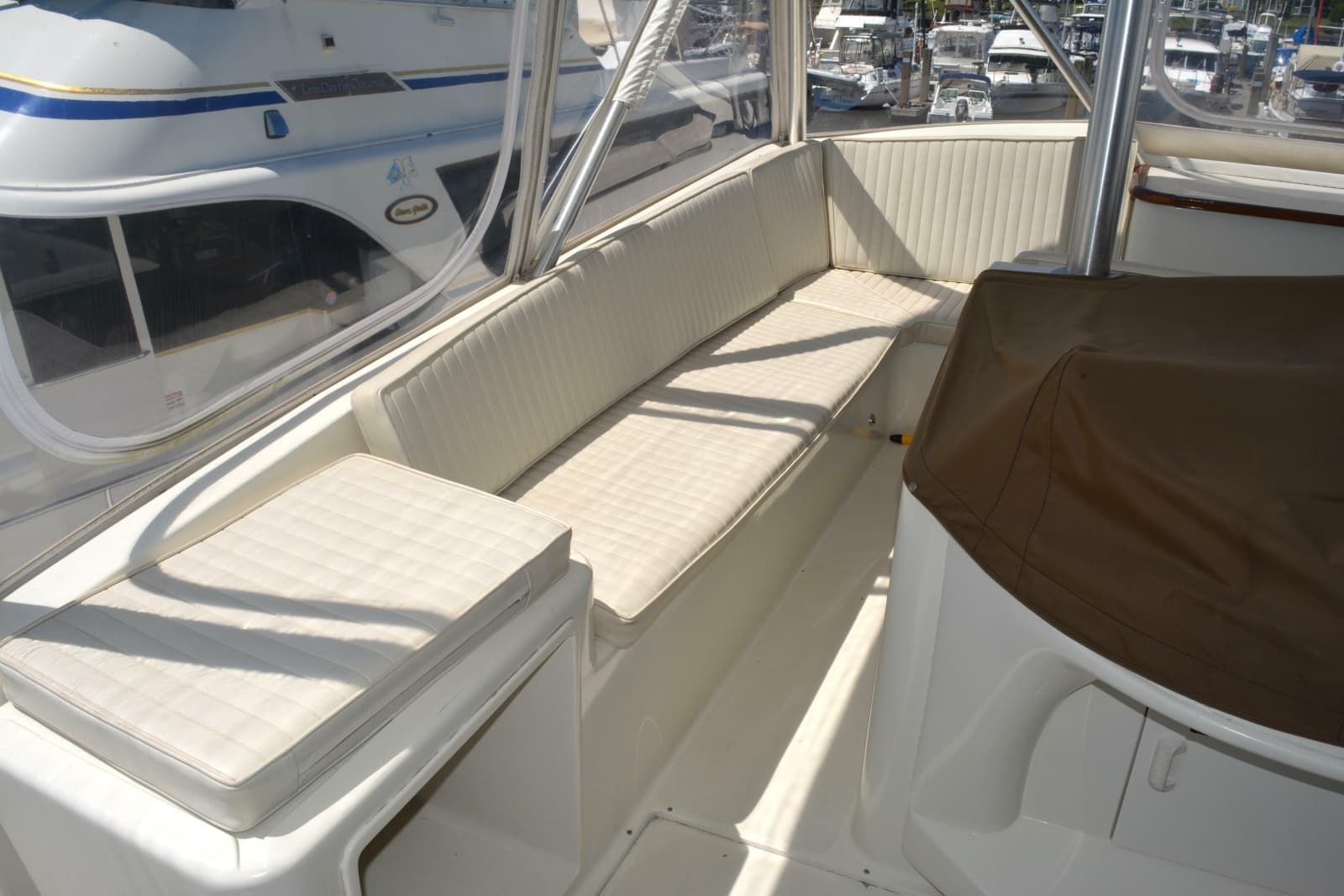 2000 Ocean 56 Super Sport - Photo 13