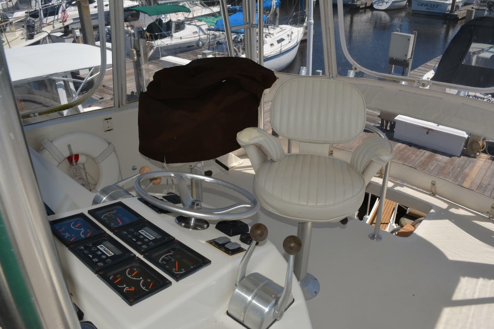 2000 Ocean 56 Super Sport - Photo 11
