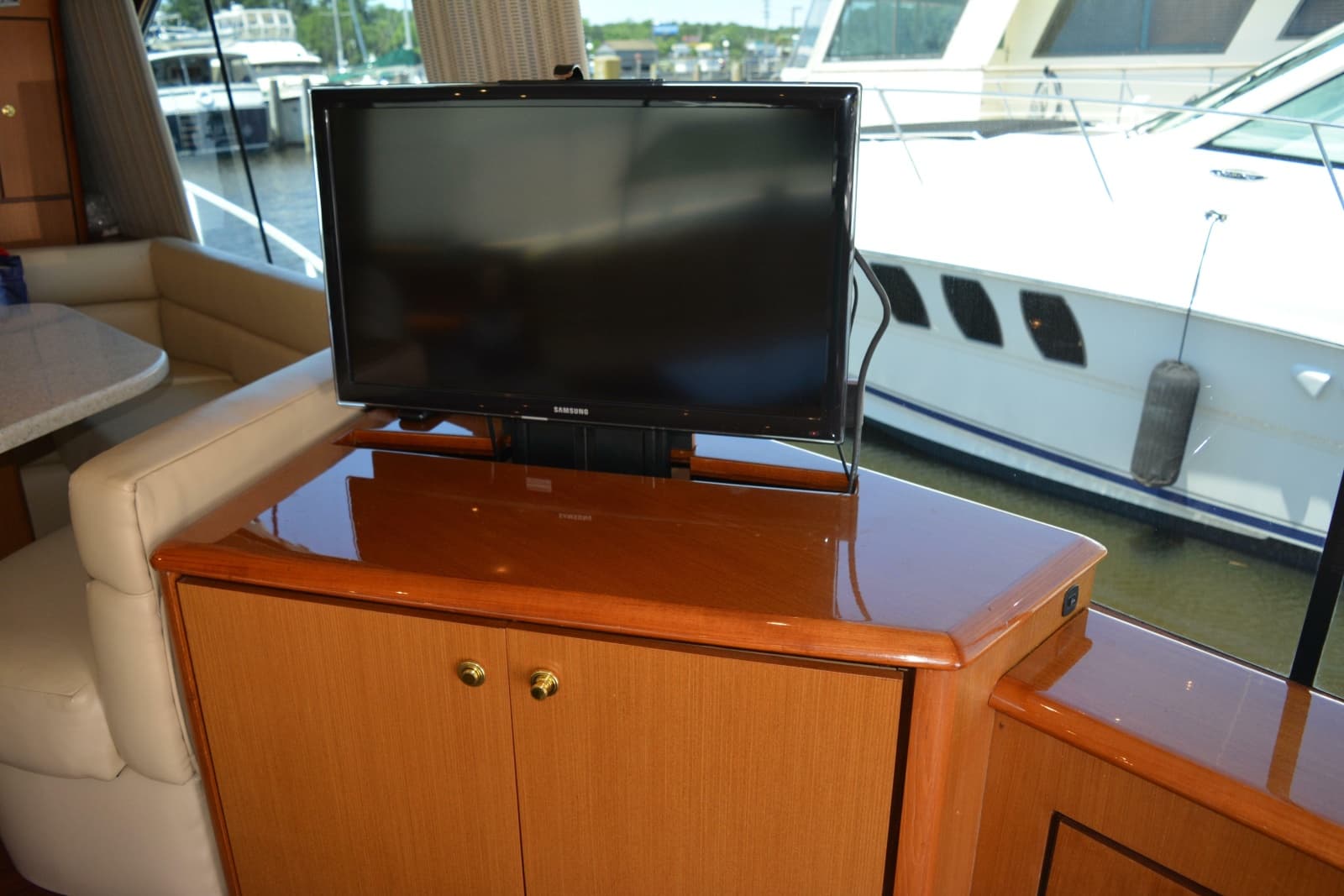 2000 Ocean 56 Super Sport - Photo 21