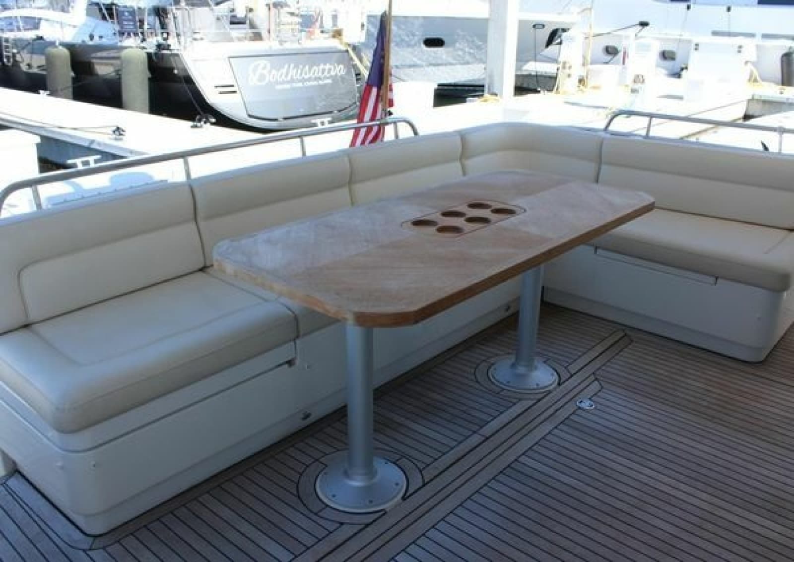 2019 Greenline 48 Coupe Hybrid - Photo 14