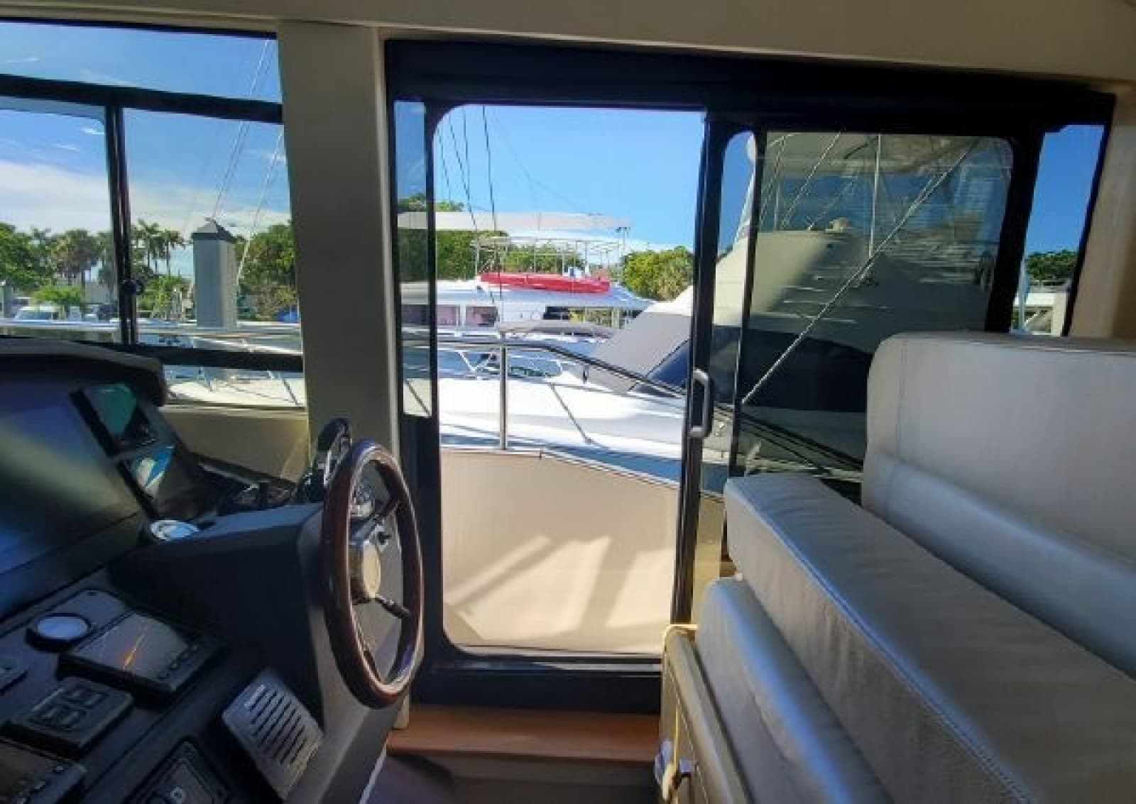 2019 Greenline 48 Coupe Hybrid - Photo 33
