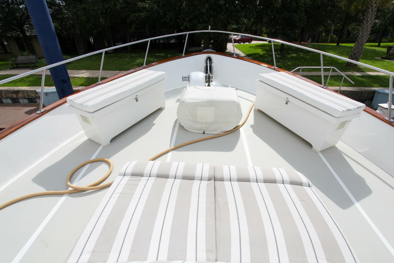 2002 DeFever Raised Pilothouse Trawler - Photo 67