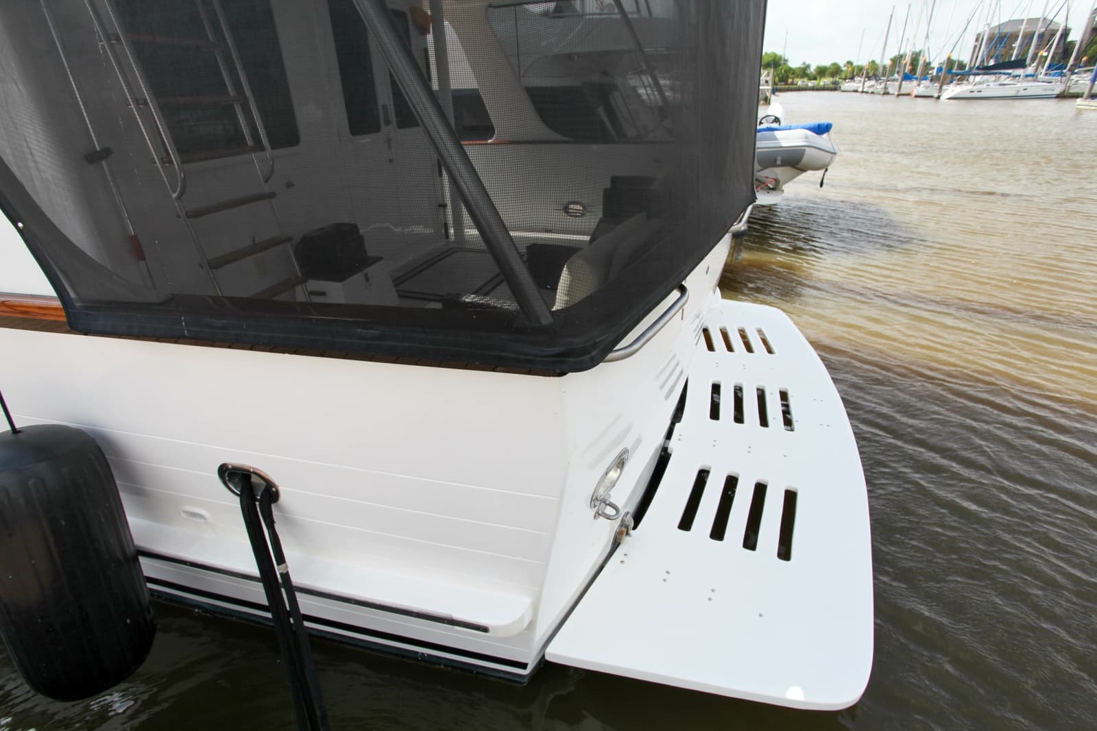 2002 DeFever Raised Pilothouse Trawler - Photo 18