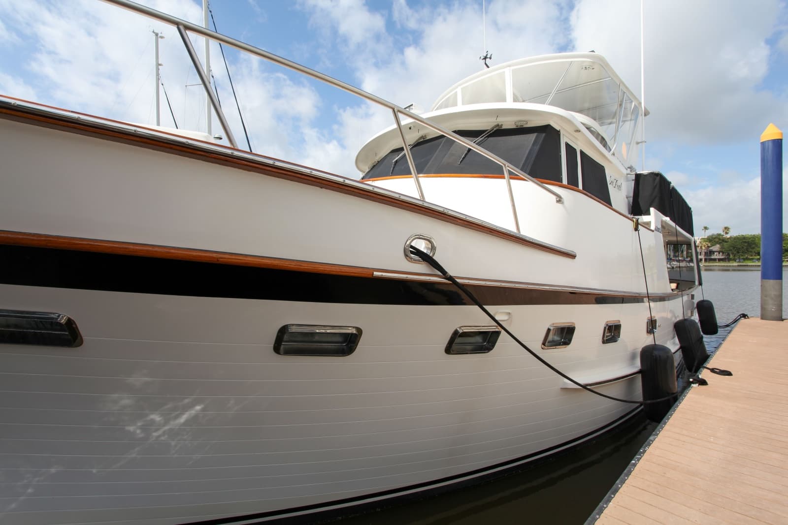 2002 DeFever Raised Pilothouse Trawler - Photo 11