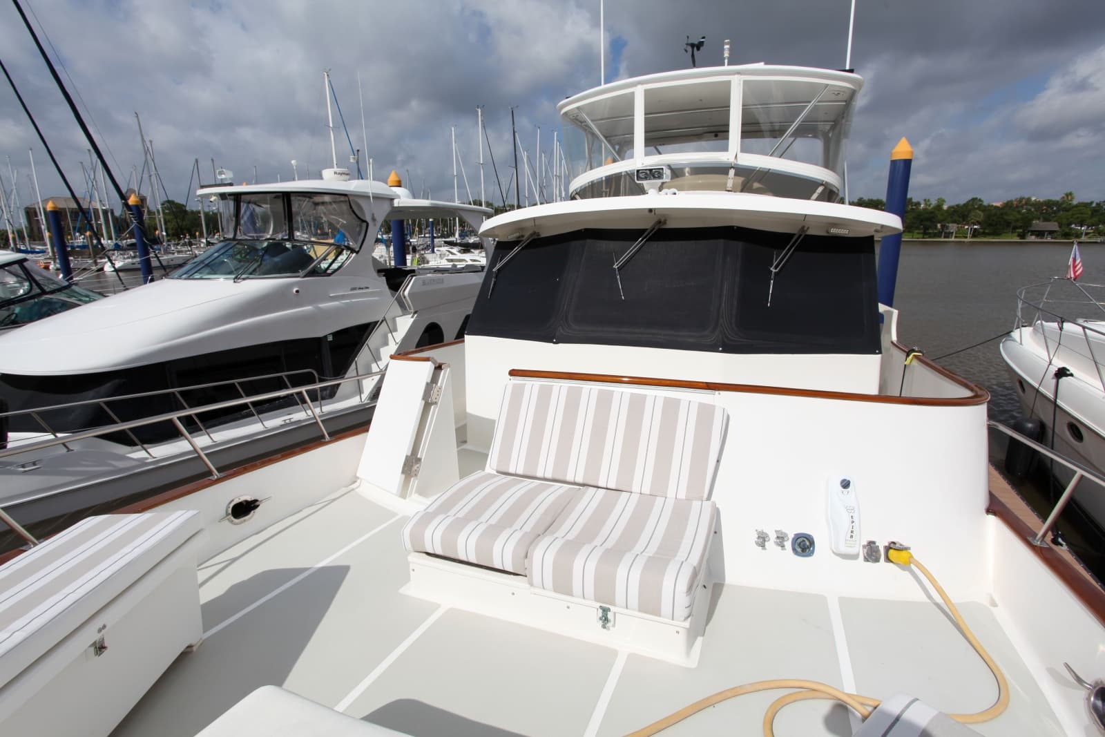 2002 DeFever Raised Pilothouse Trawler - Photo 74