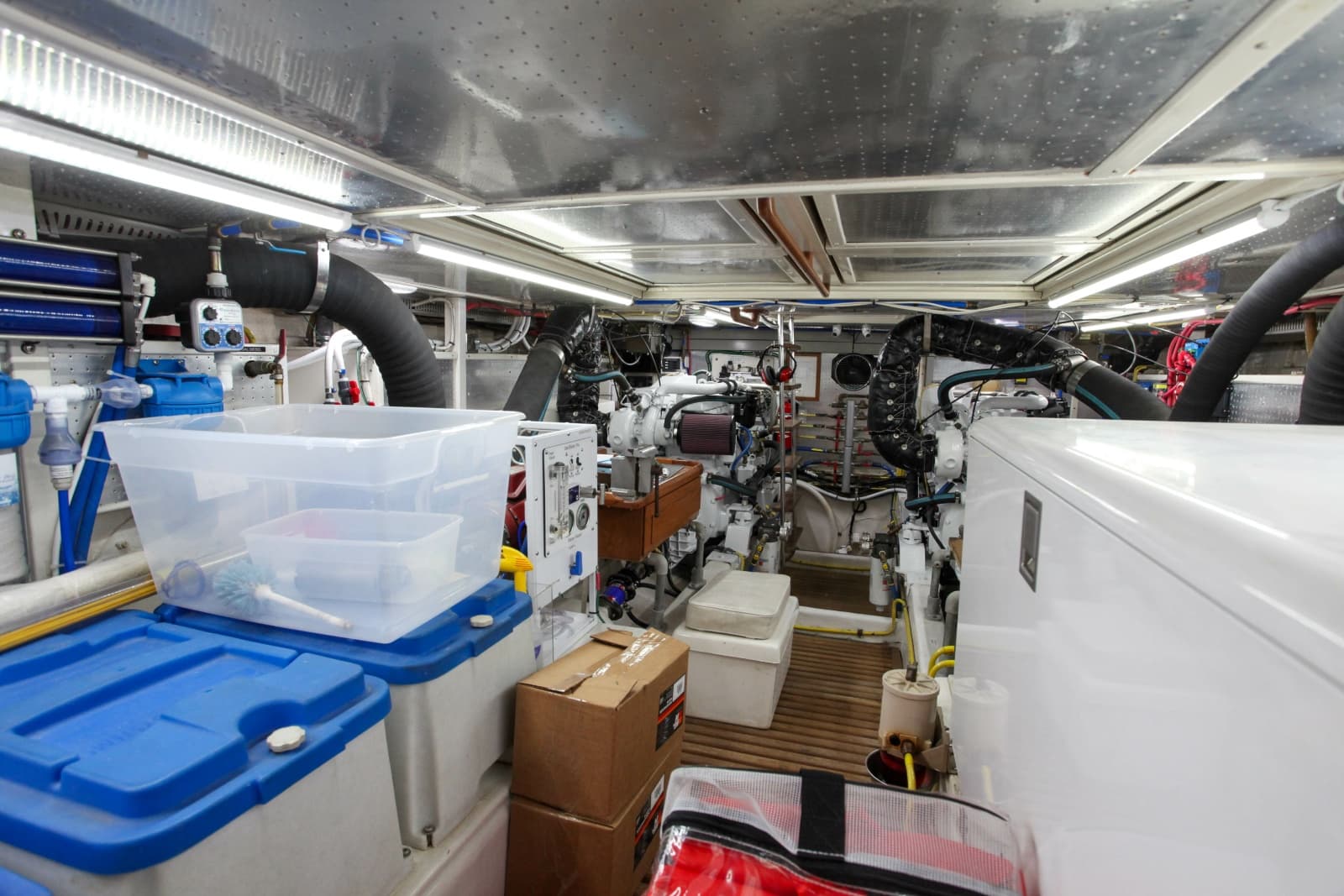 2002 DeFever Raised Pilothouse Trawler - Photo 253