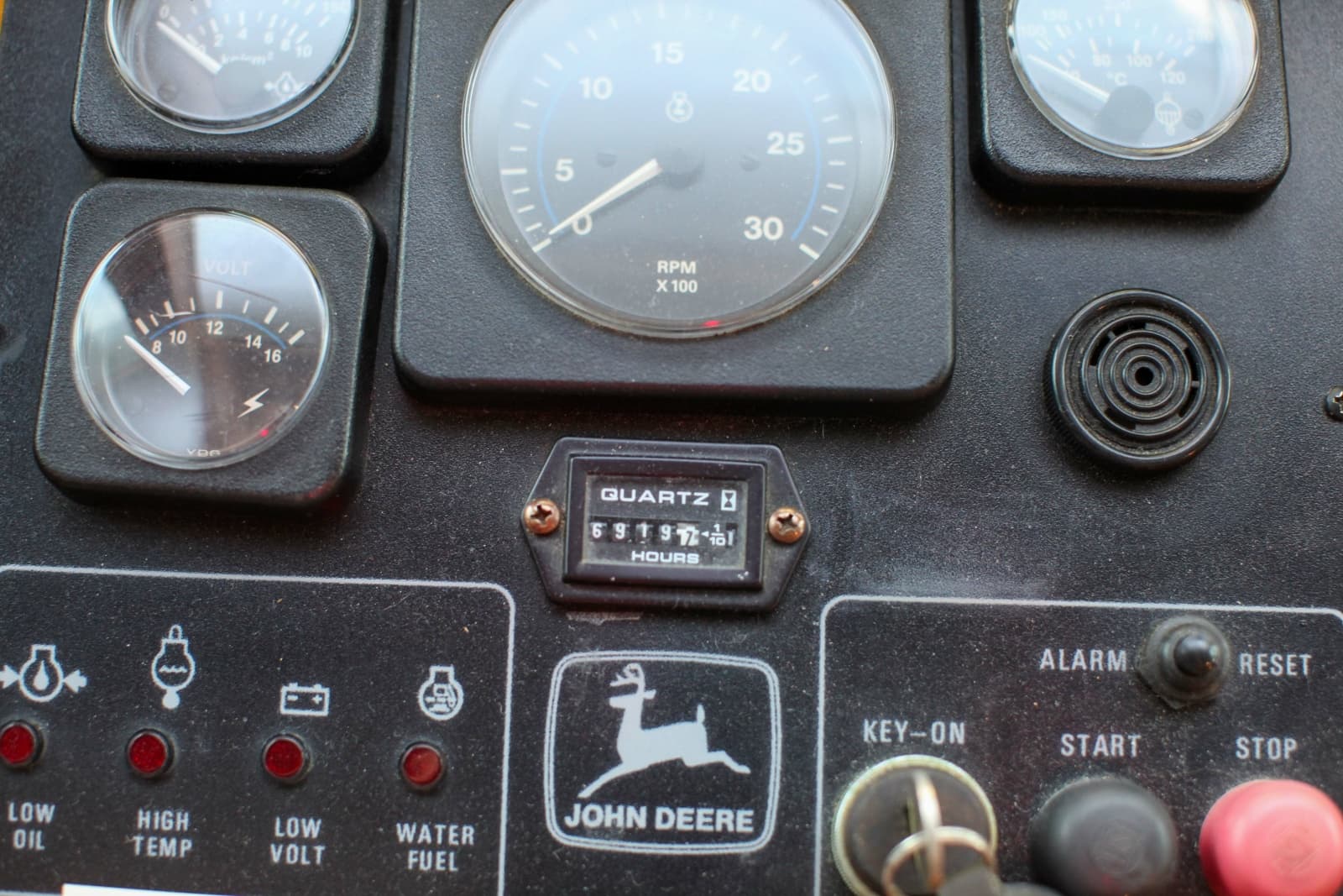 2002 DeFever Raised Pilothouse Trawler - Photo 192