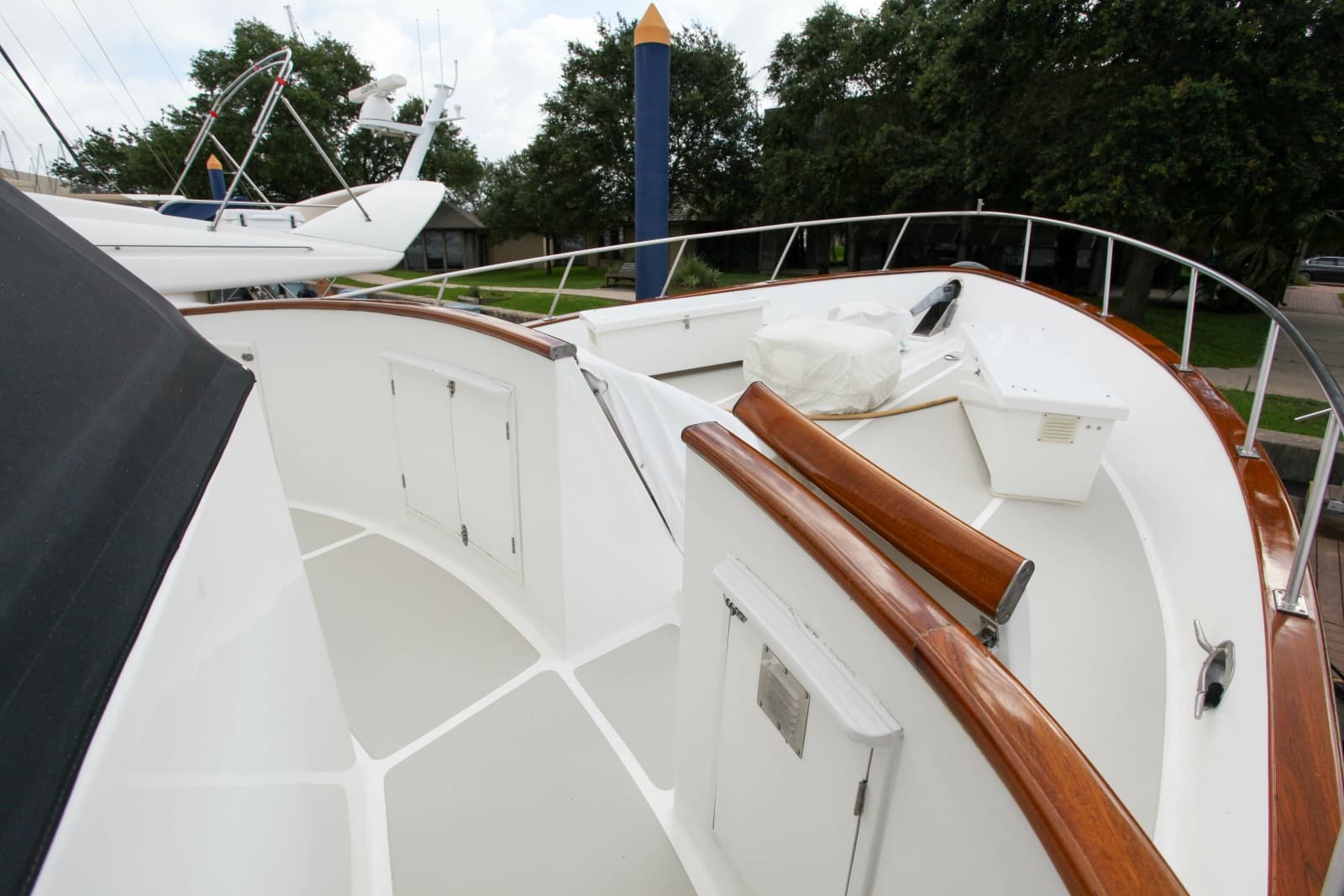2002 DeFever Raised Pilothouse Trawler - Photo 56