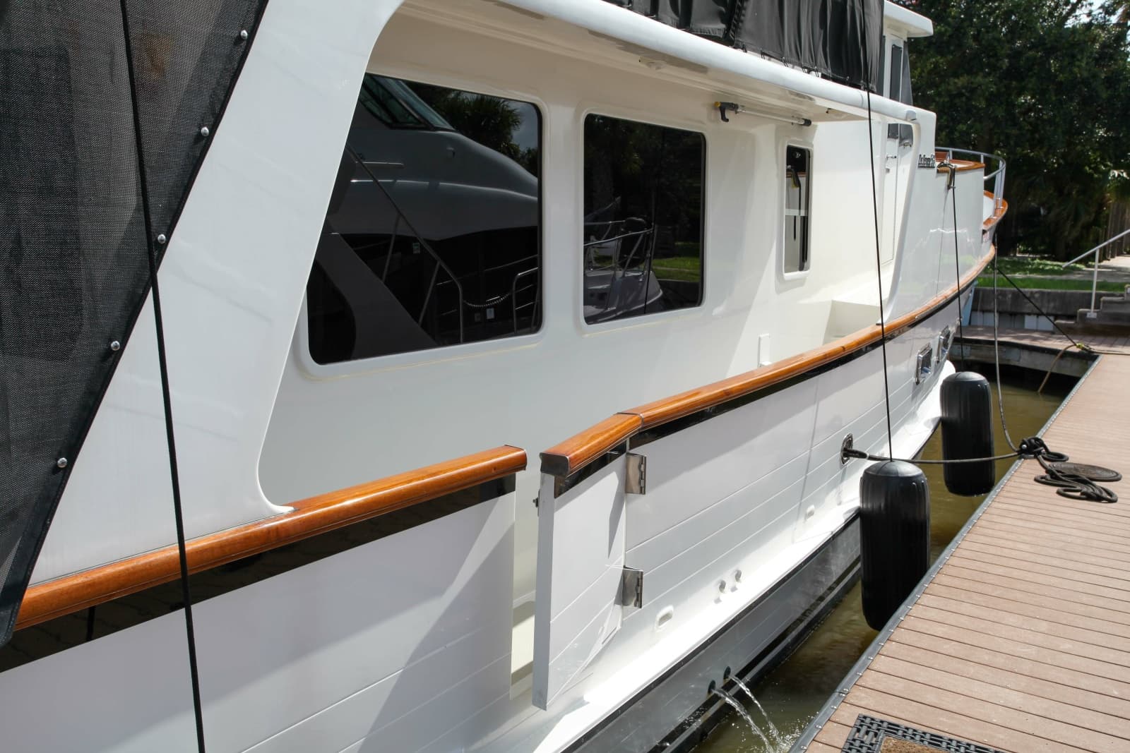 2002 DeFever Raised Pilothouse Trawler - Photo 38