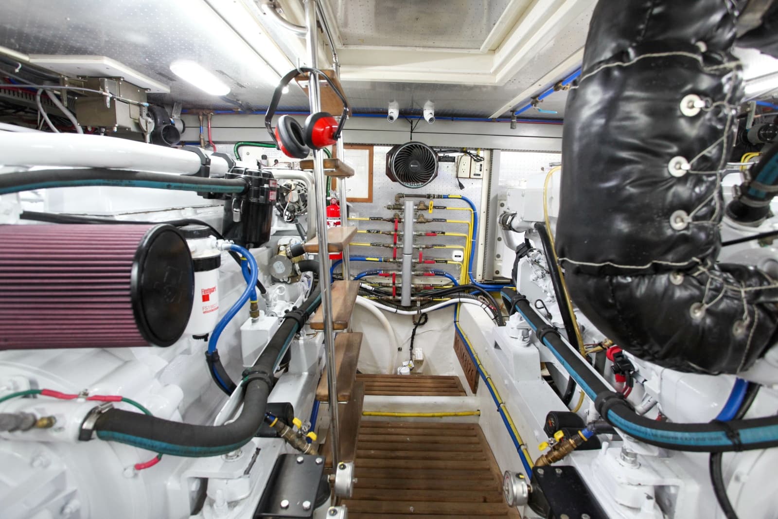 2002 DeFever Raised Pilothouse Trawler - Photo 259