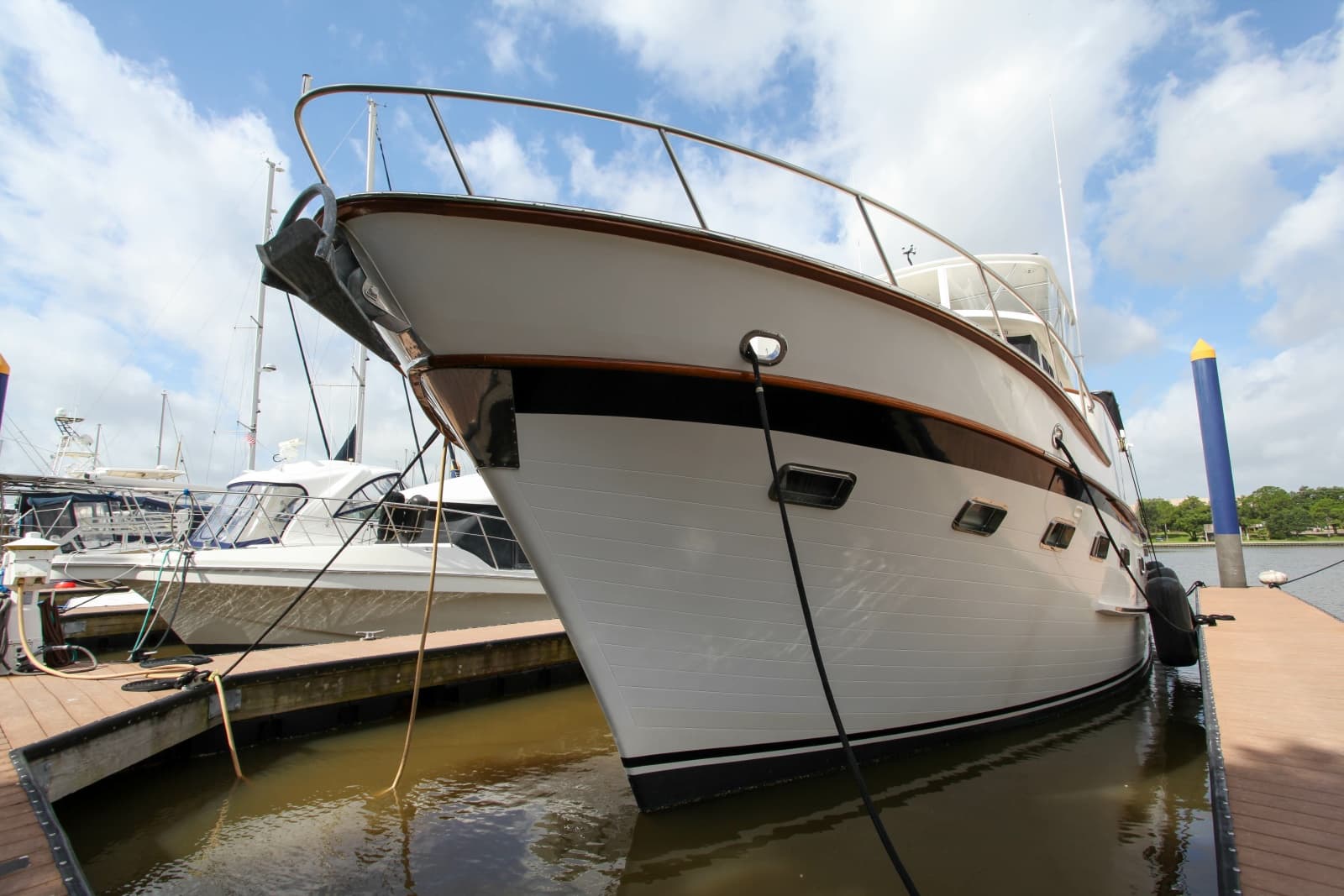 2002 DeFever Raised Pilothouse Trawler - Photo 8