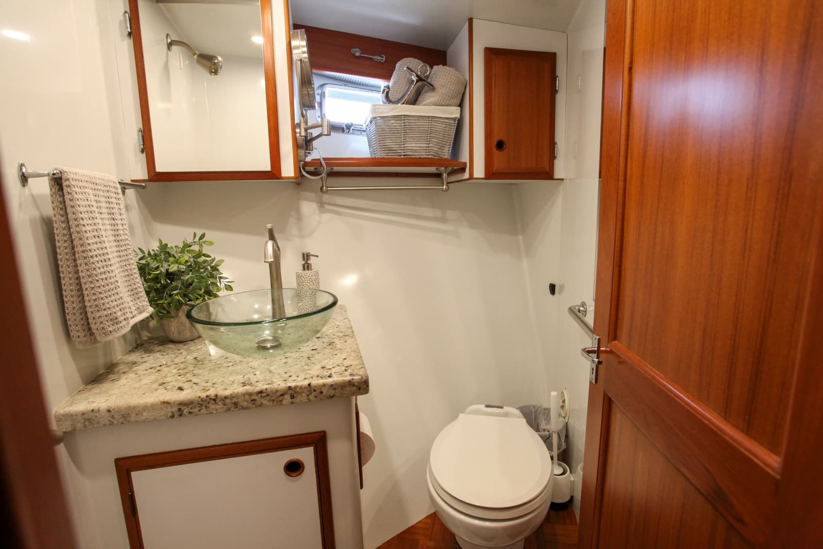 2002 DeFever Raised Pilothouse Trawler - Photo 232
