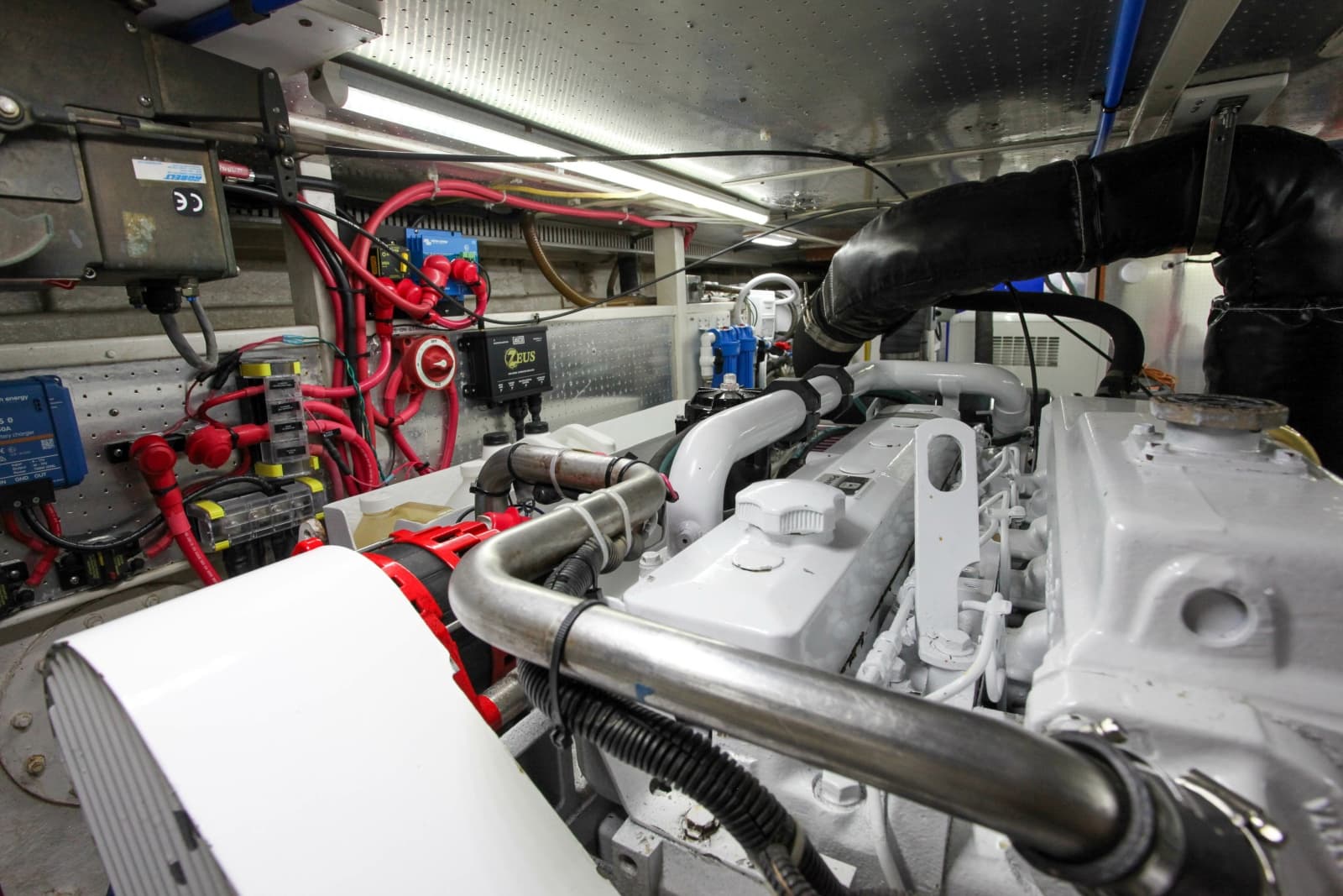 2002 DeFever Raised Pilothouse Trawler - Photo 271