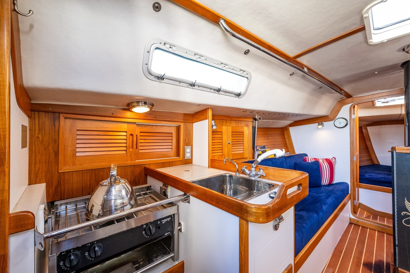 2007 J Boats 124 - Photo 24