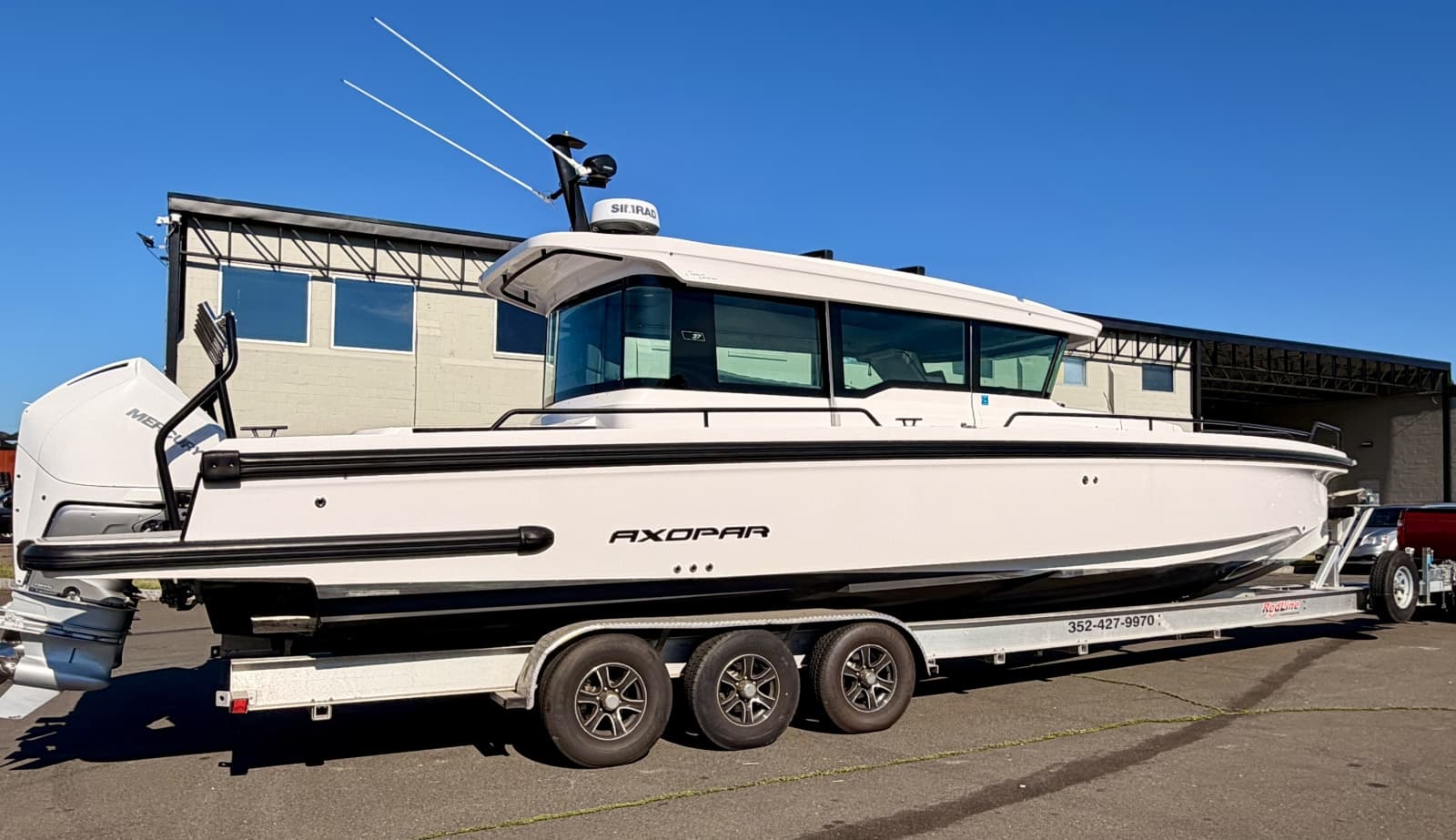 2021 Axopar 37 XC Cross Cabin - Photo 4