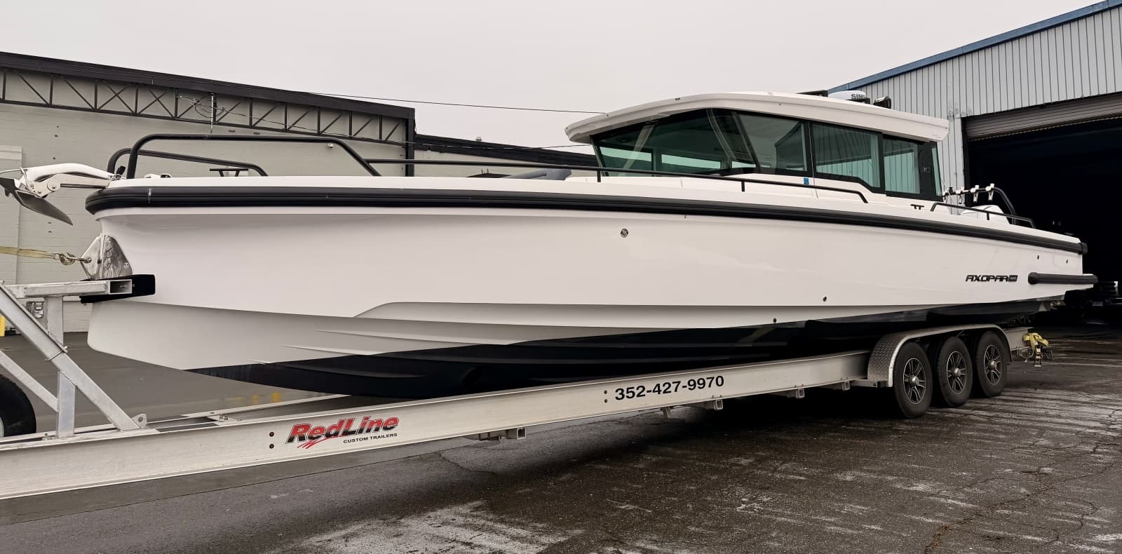 2021 Axopar 37 XC Cross Cabin - Photo 2