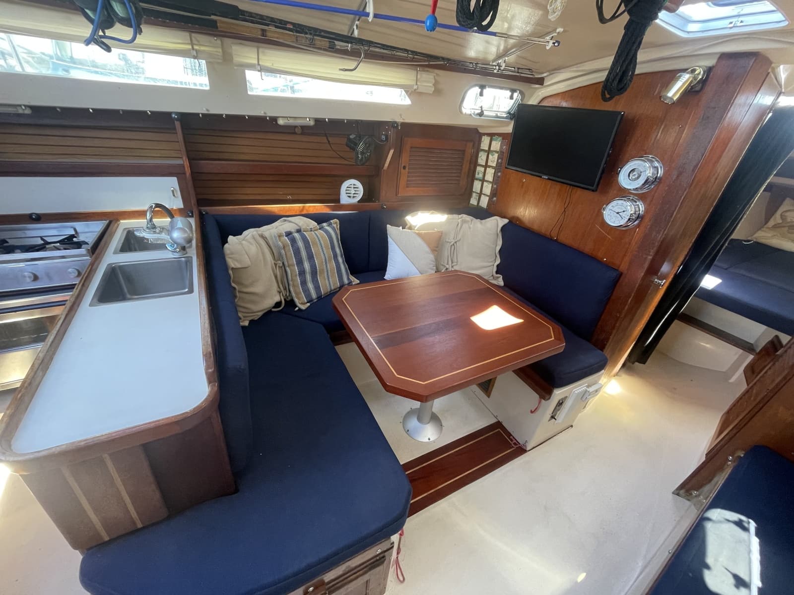 1989 Catalina MKII - Photo 18