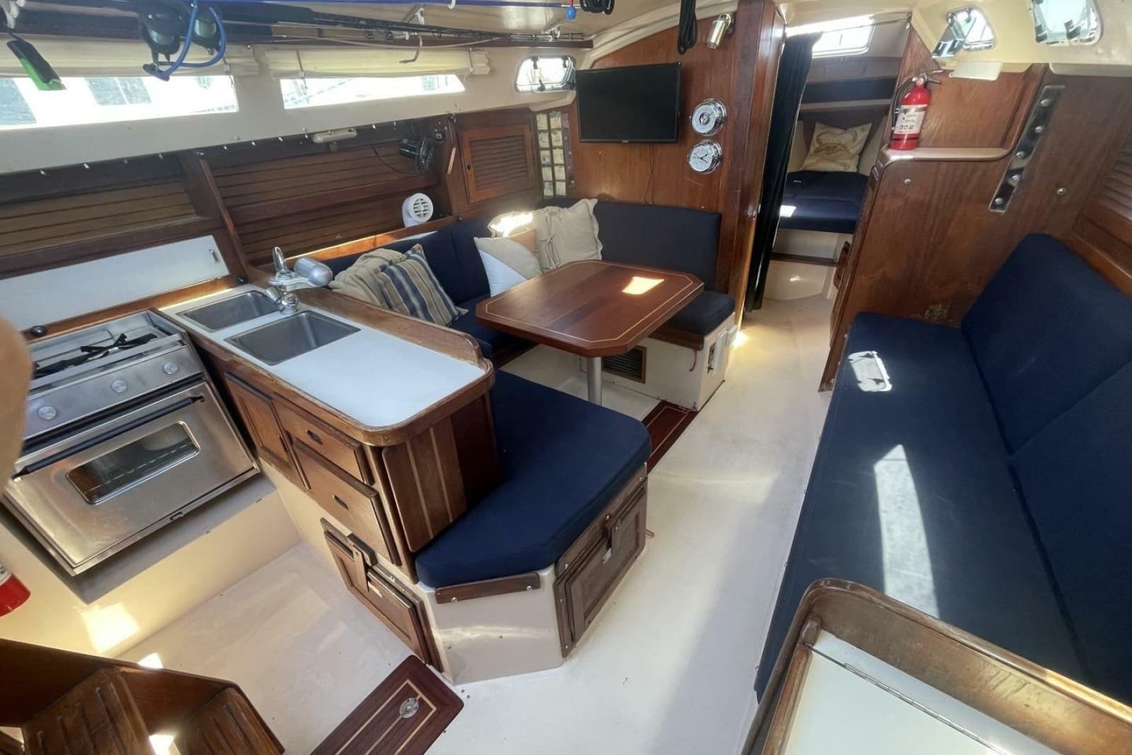 1989 Catalina 30 MkII - Photo 16