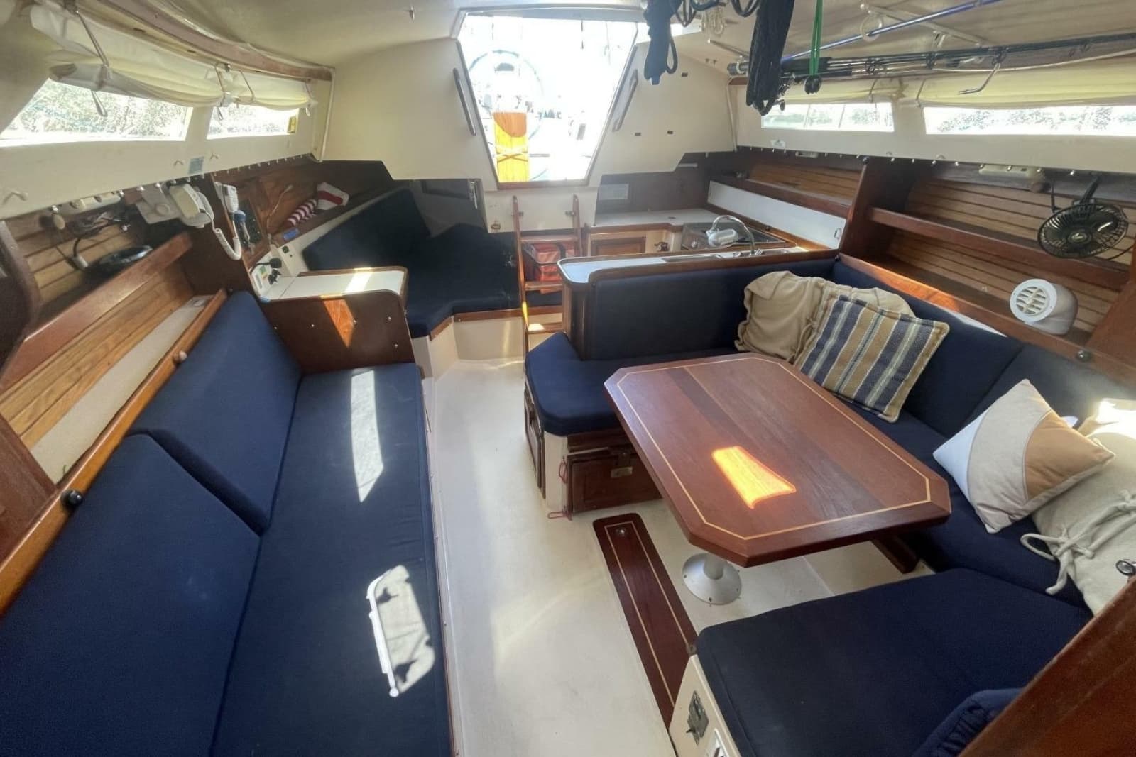 1989 Catalina 30 MkII - Photo 18